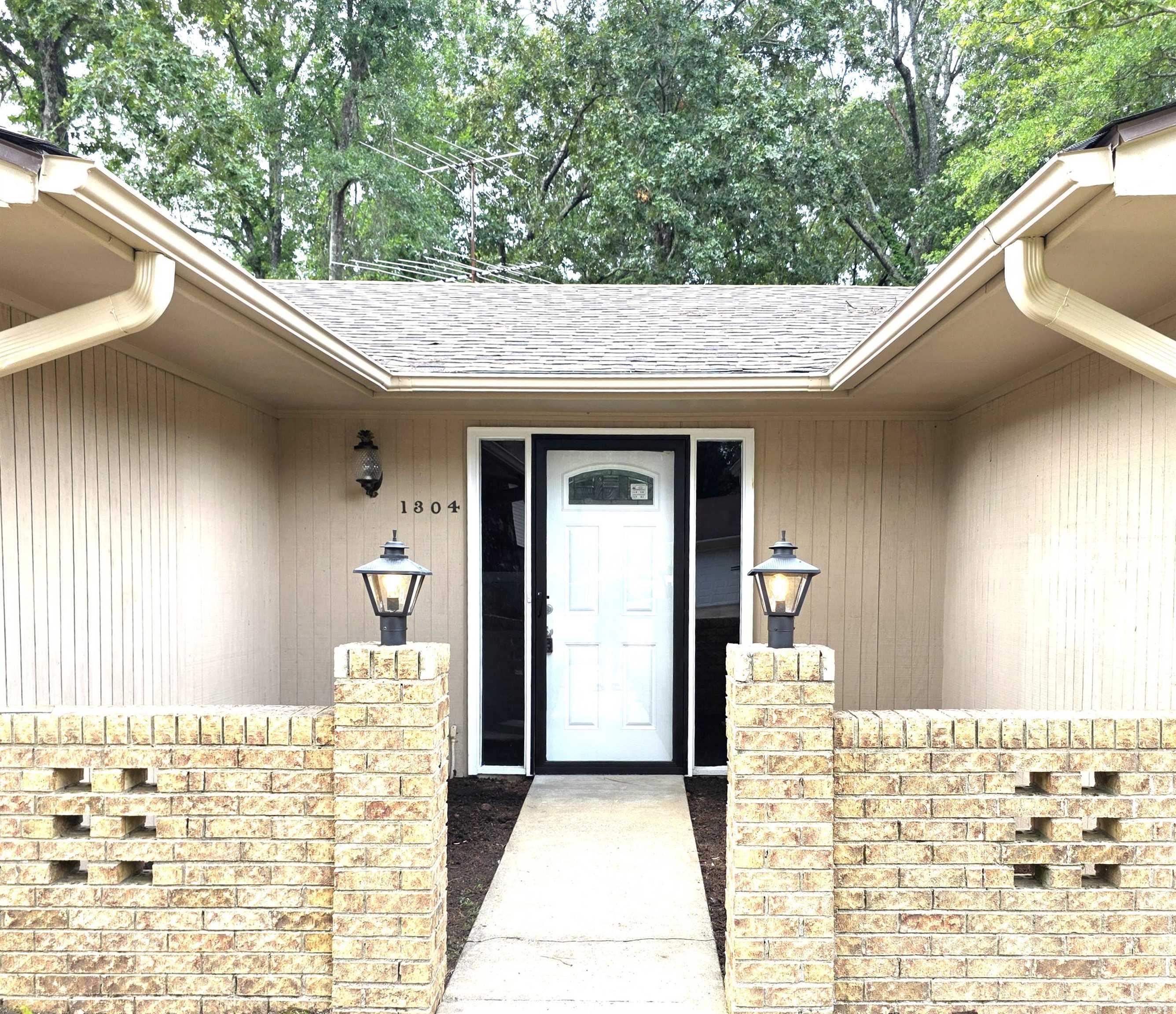 1304 Blackhawk Ridge Property Photo 2