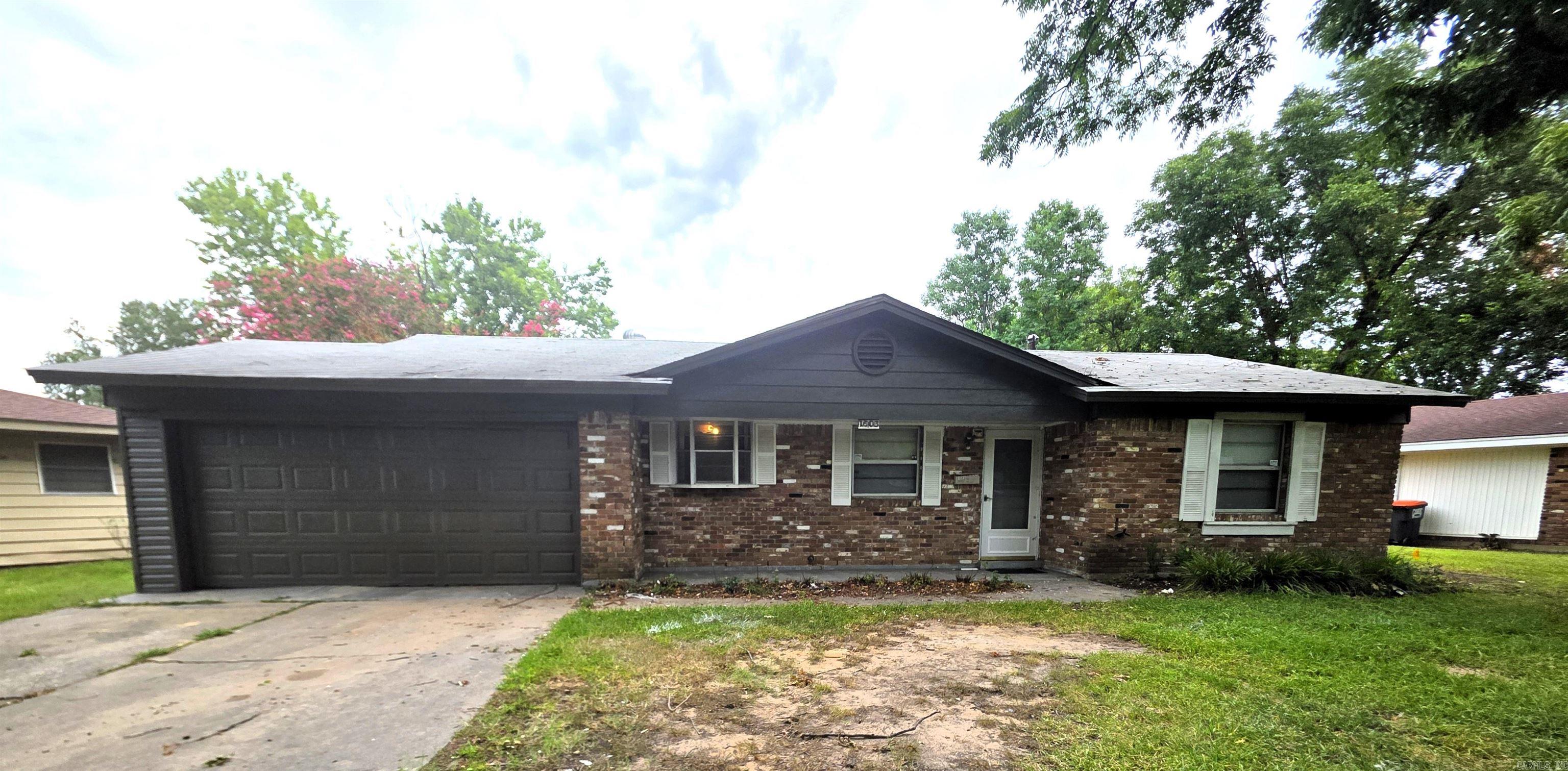 1503 S Dakota Property Photo 2