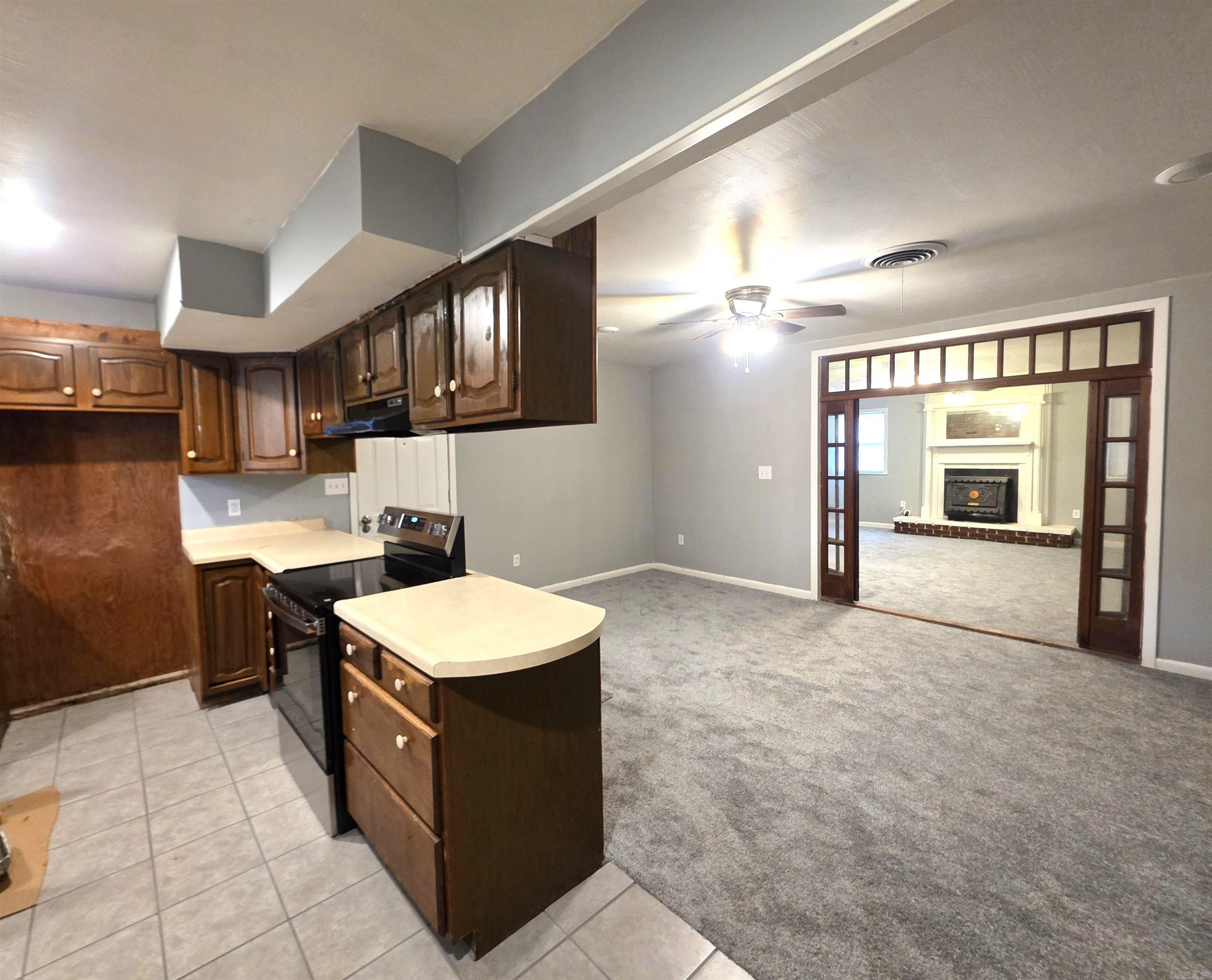1503 S Dakota Property Photo 3