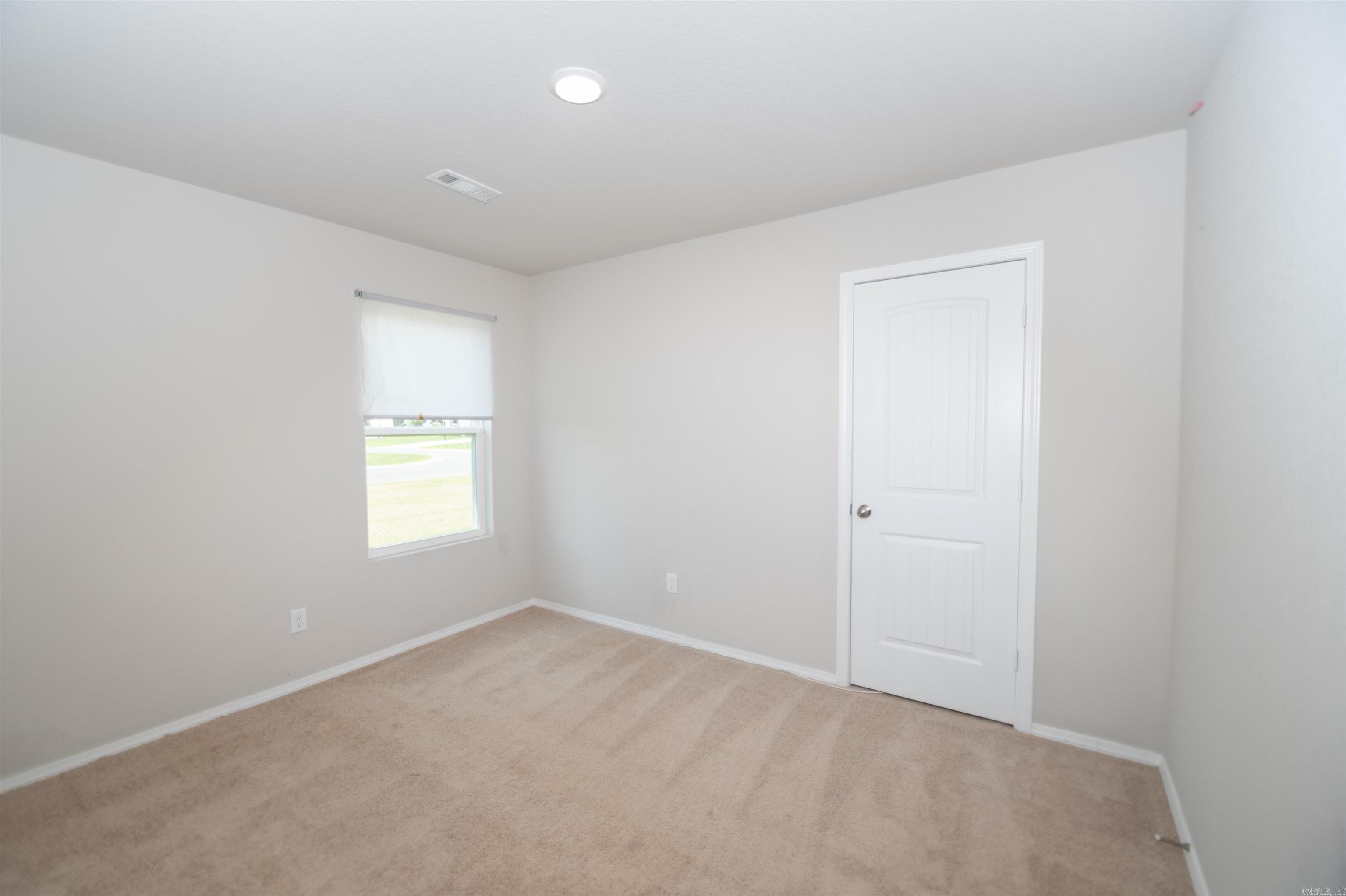 105 Williams Lane Property Photo 8