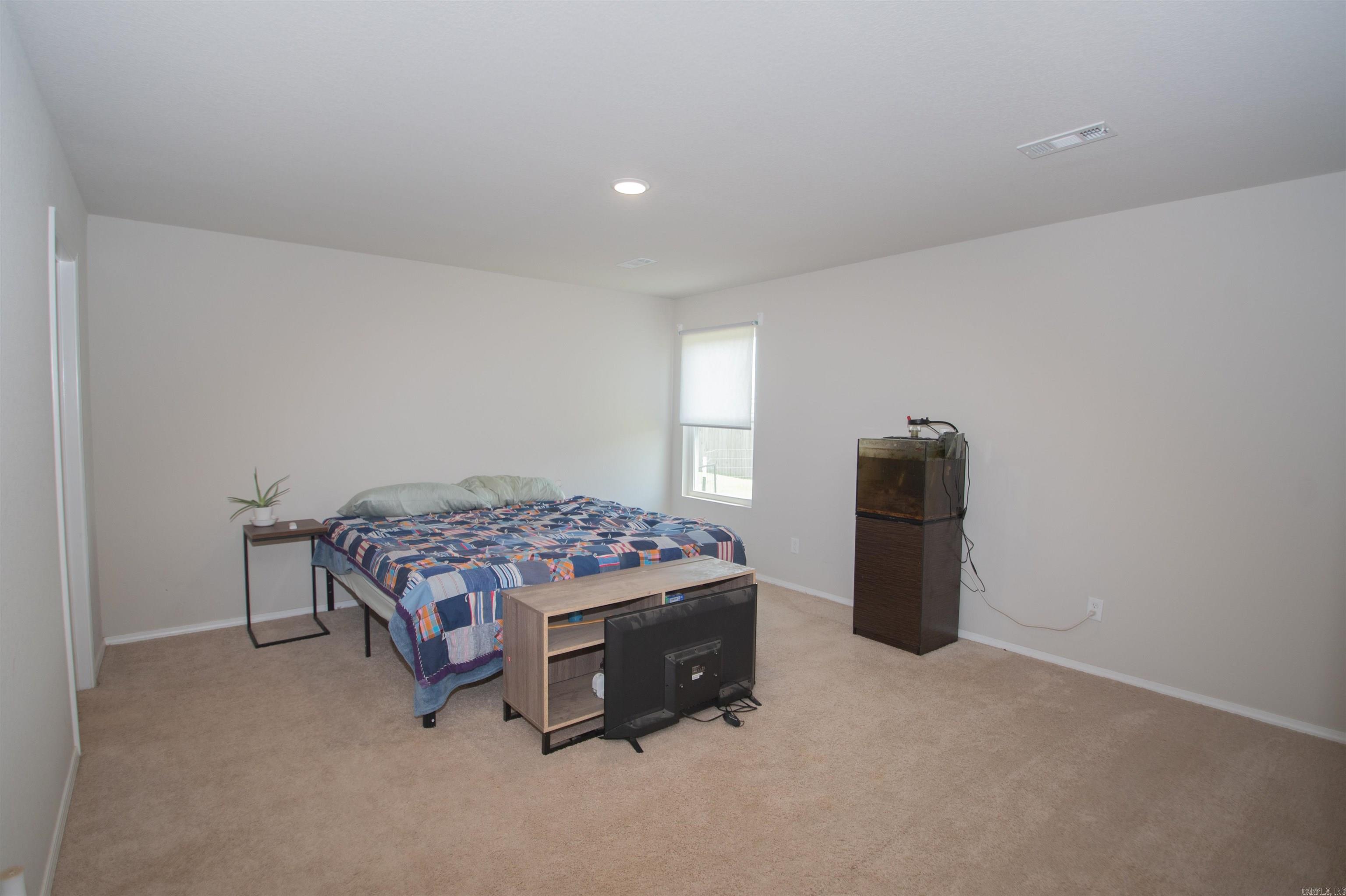 105 Williams Lane Property Photo 13