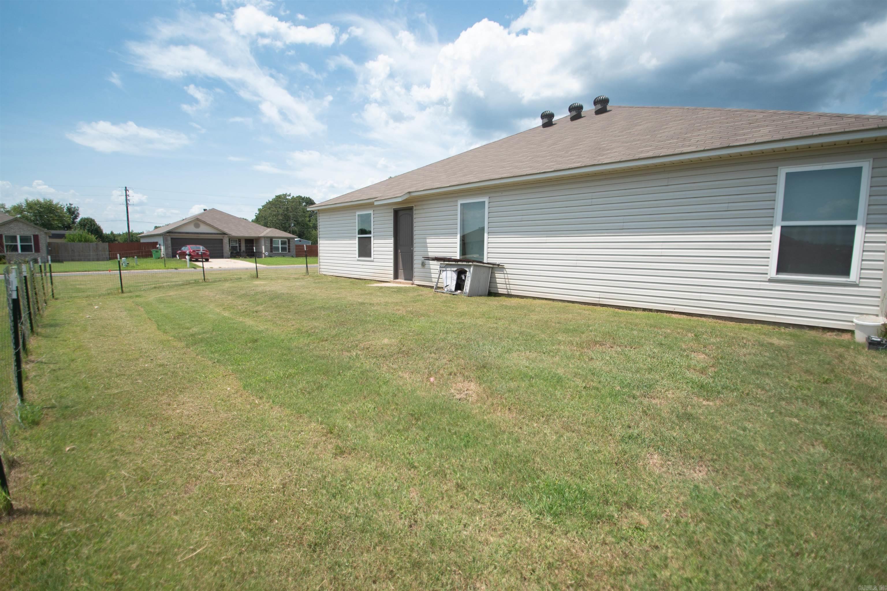 105 Williams Lane Property Photo 23