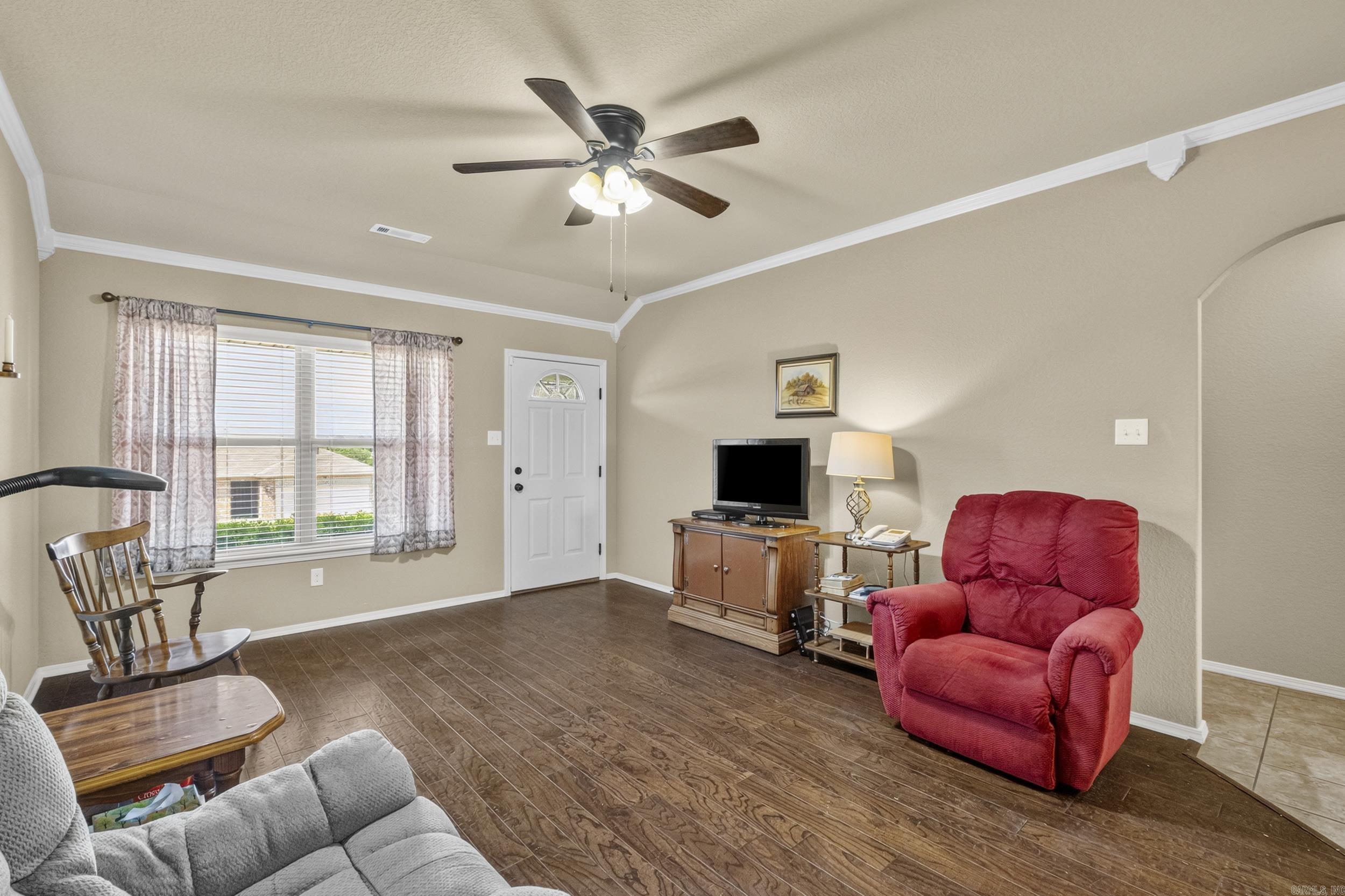 11025 Denton Road Property Photo 5
