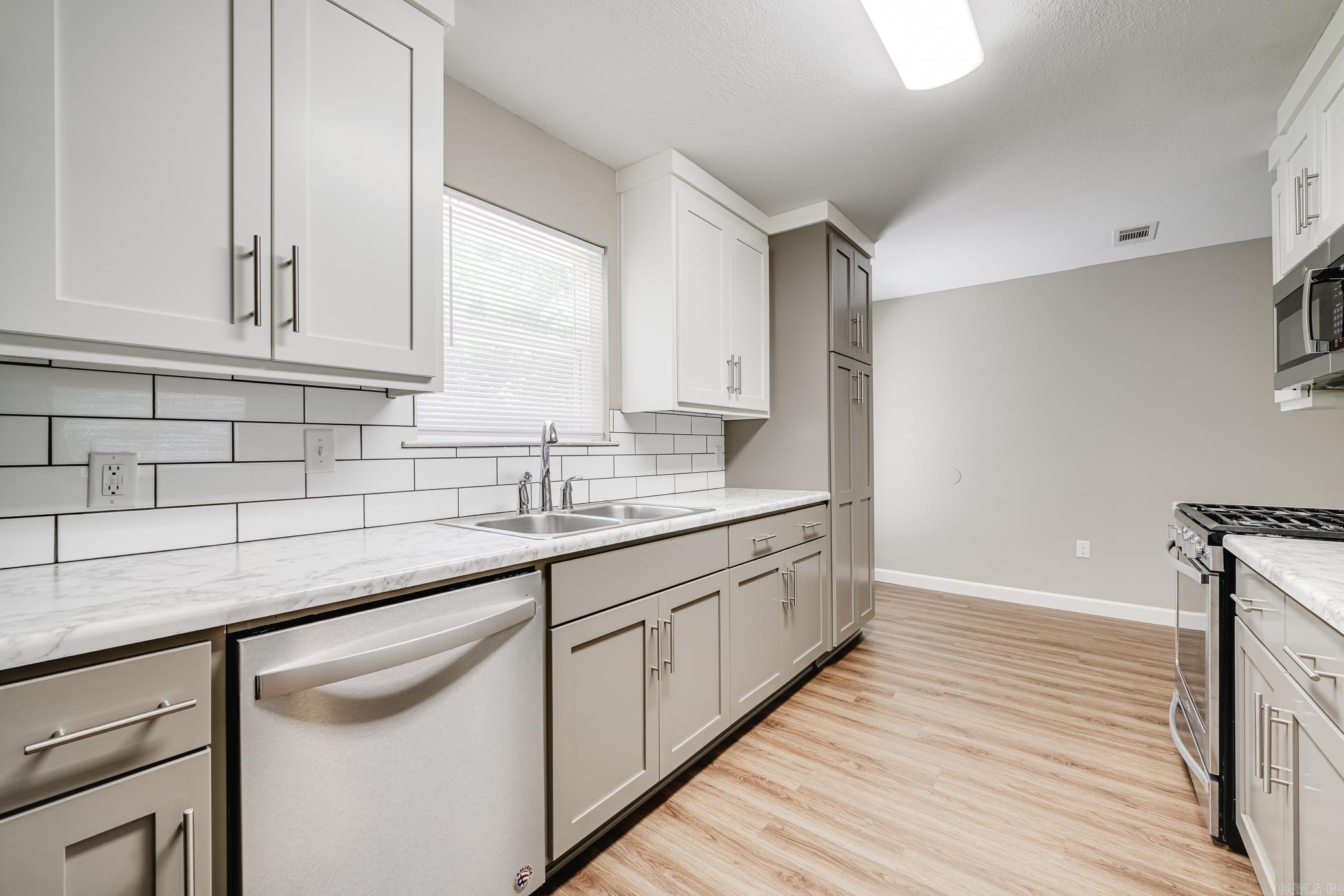 2114 Arkansas Avenue Property Photo 14