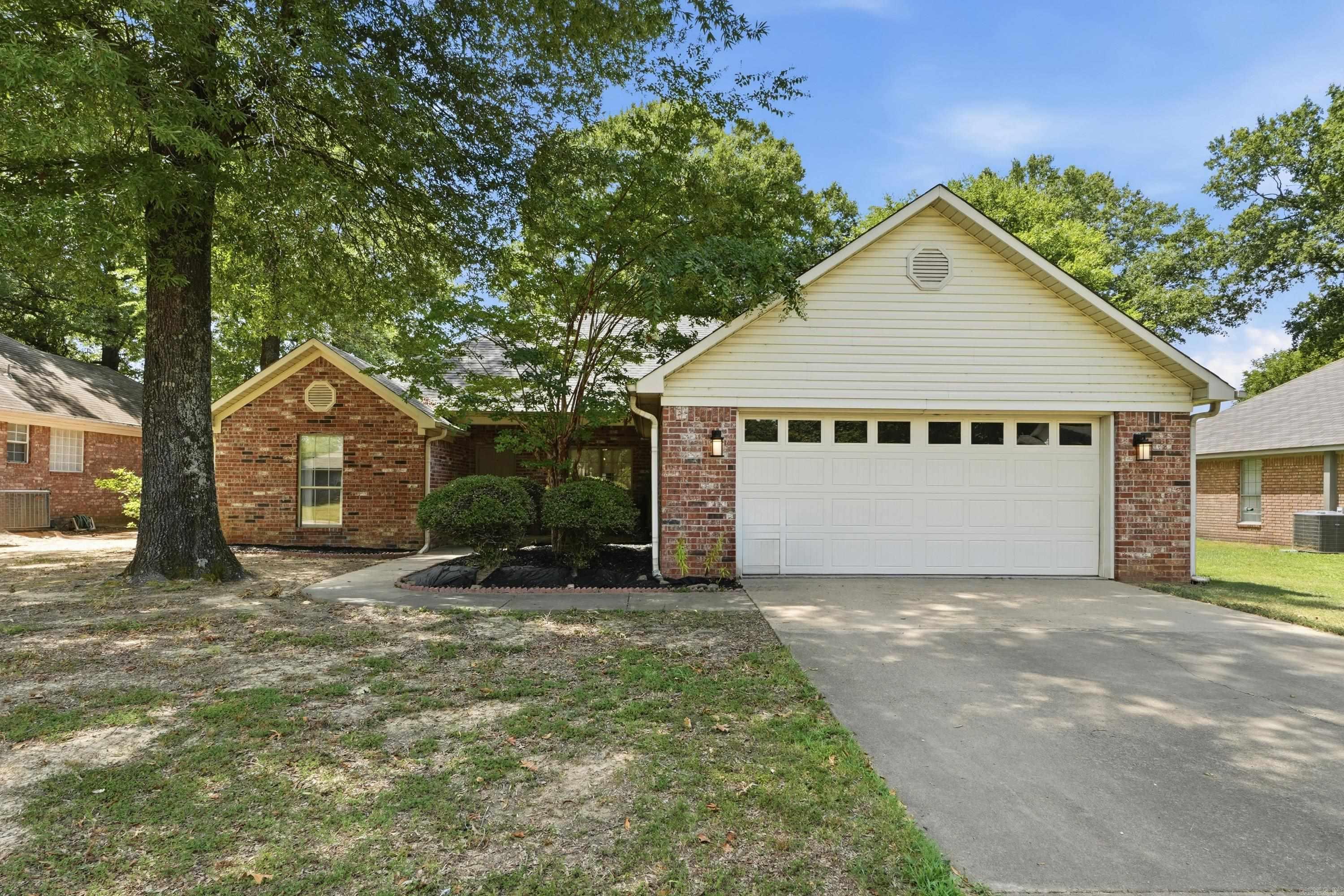 431 Bernard Drive Property Photo 1