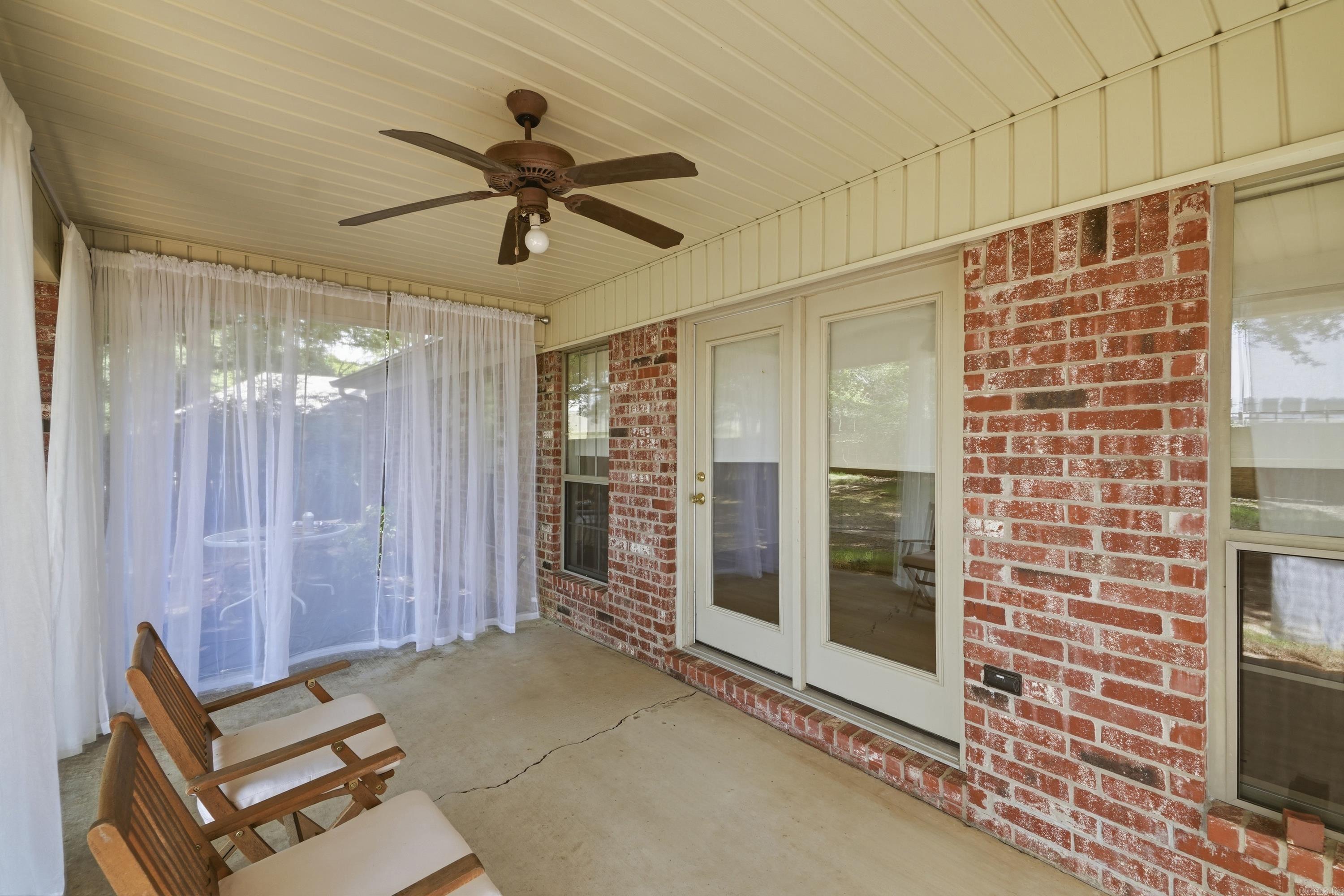 431 Bernard Drive Property Photo 31