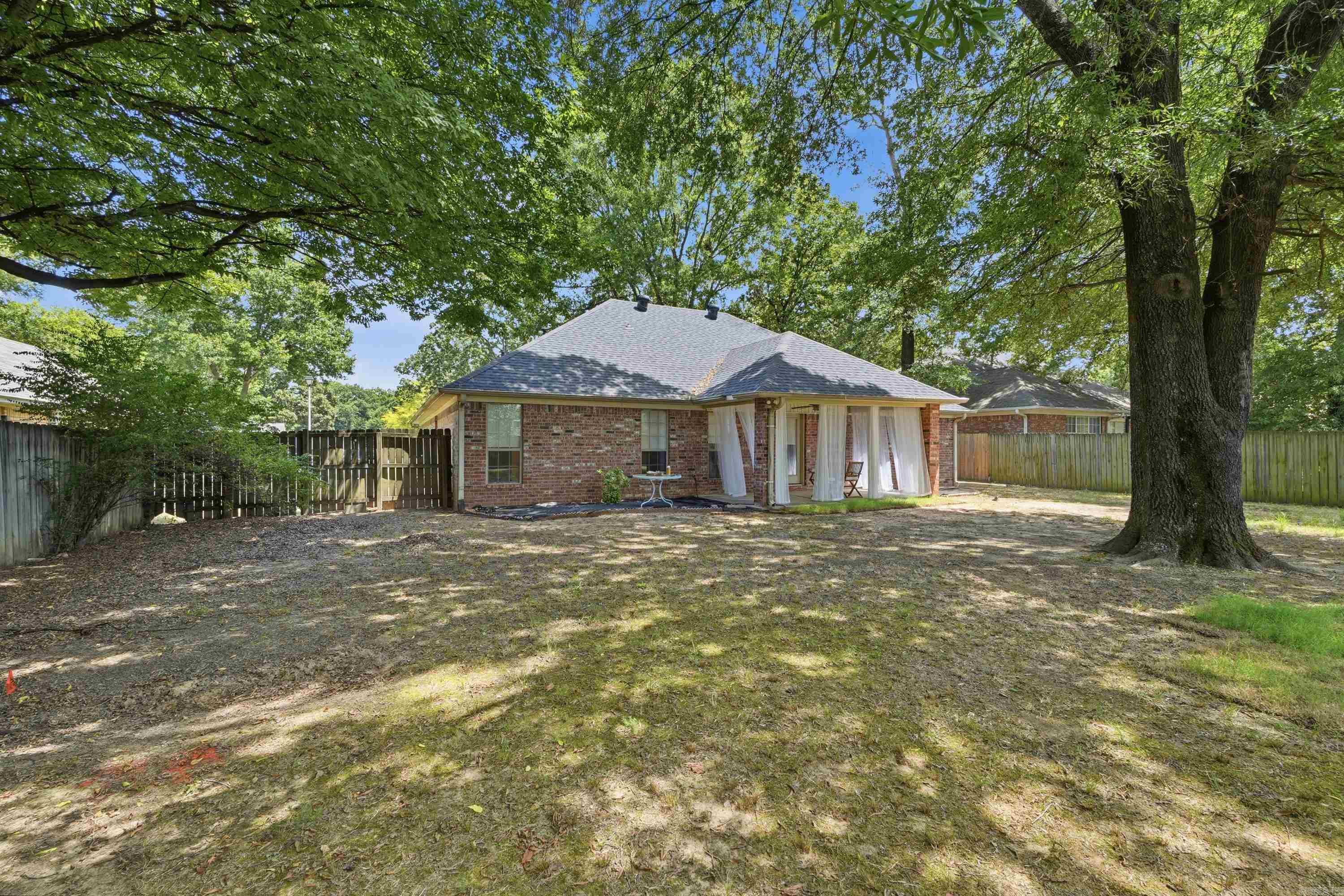 431 Bernard Drive Property Photo 32