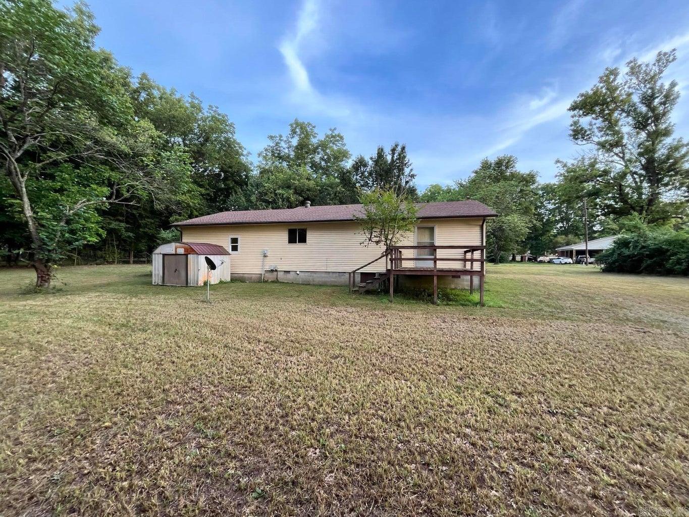 75 Moore Avenue Property Photo 7