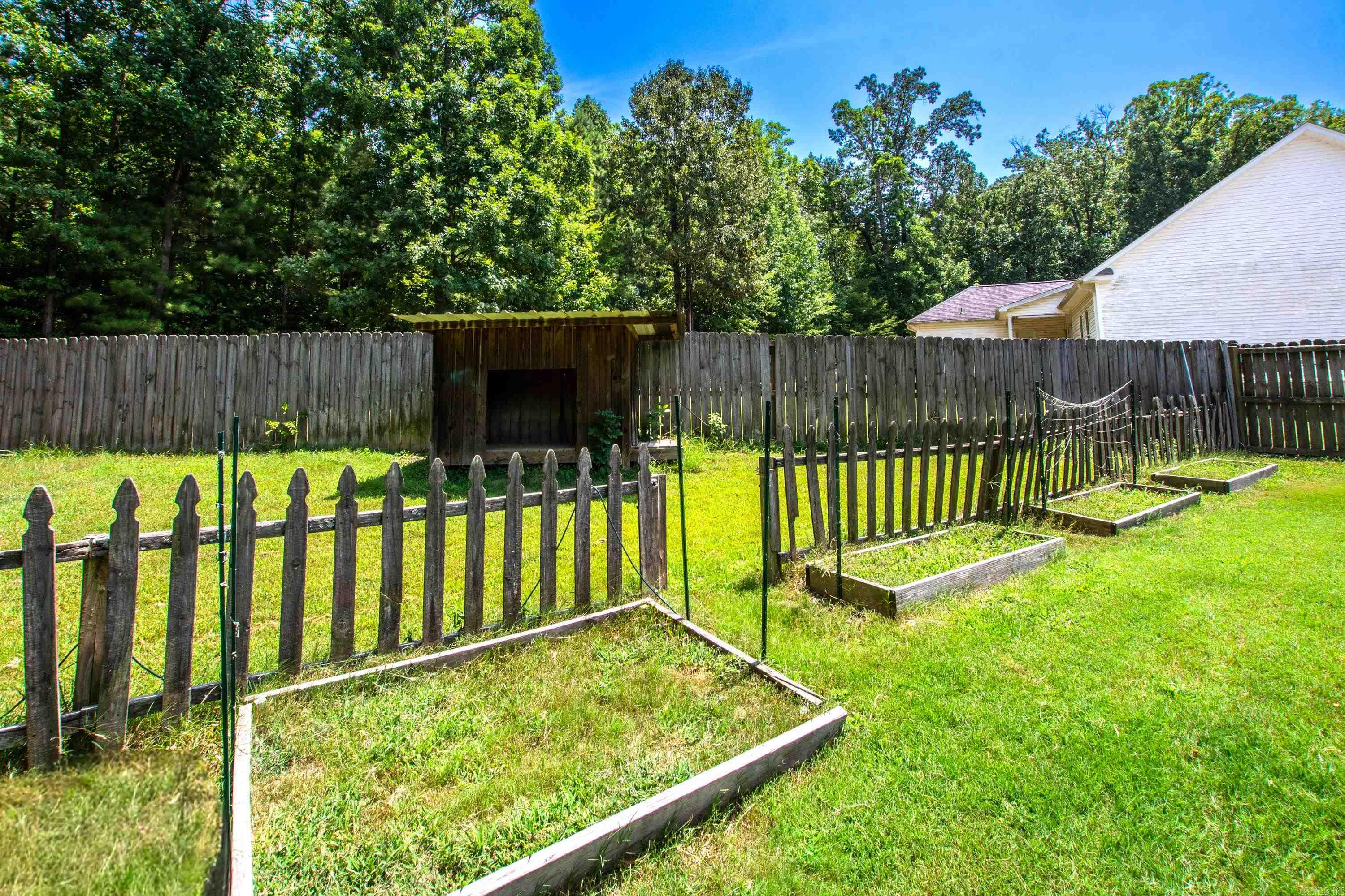 2746 Westbury Drive Property Photo 36