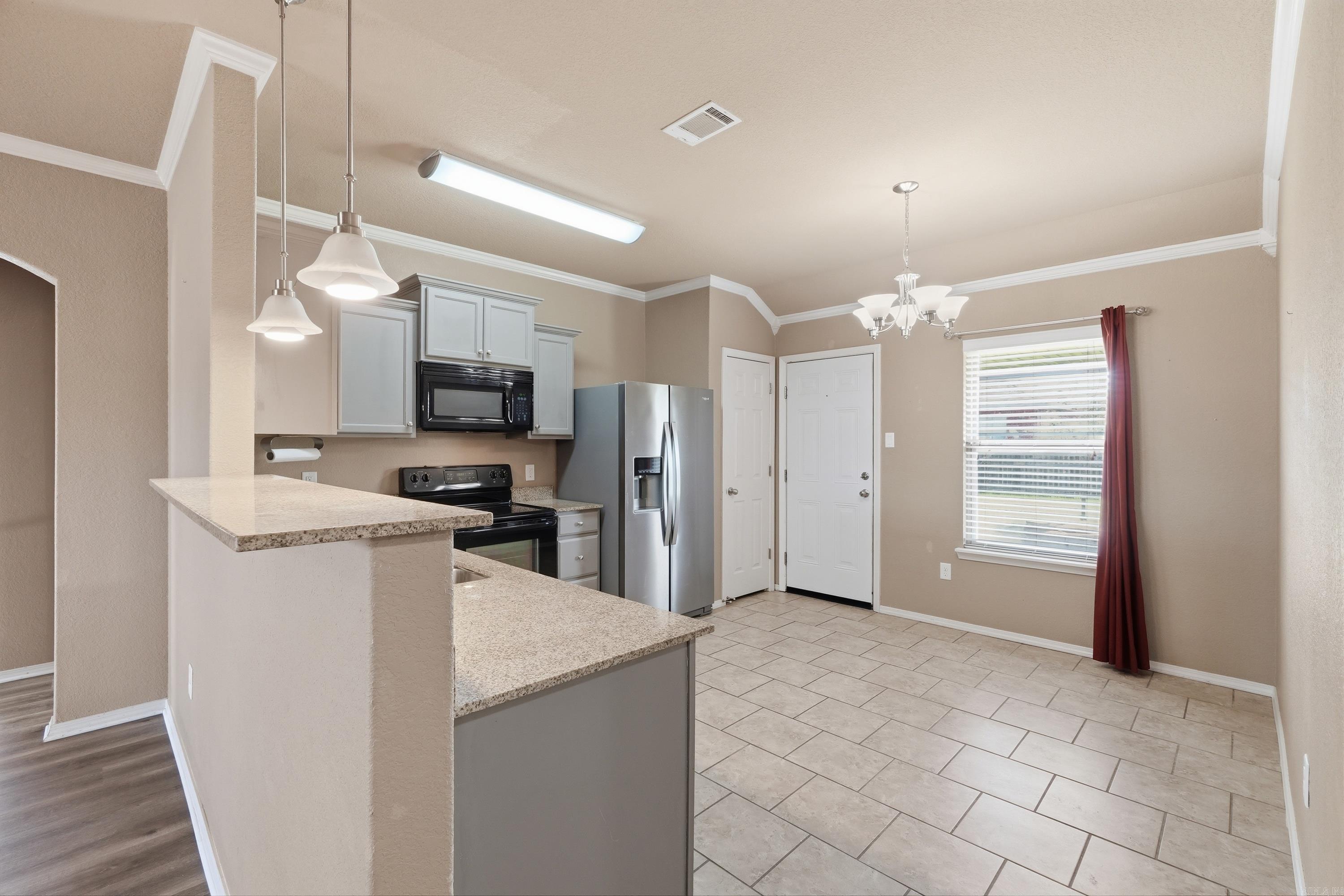 11 Dunwood Drive Property Photo 6