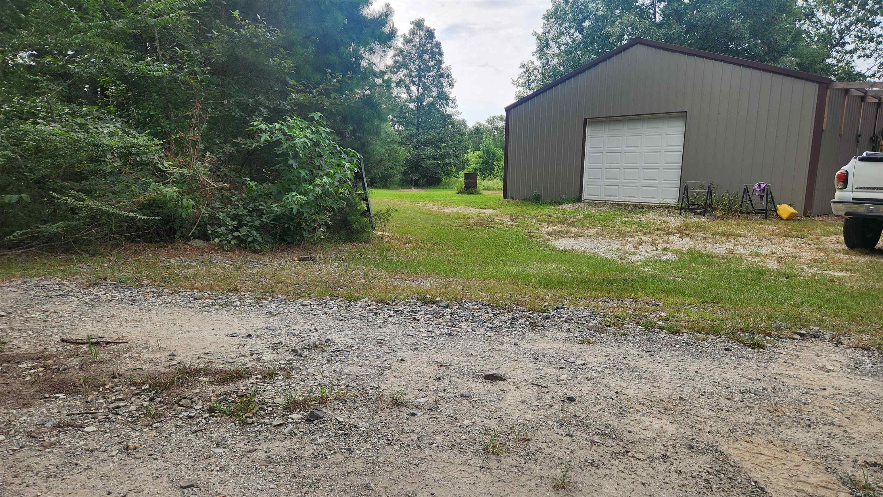 91 Michael Lane Property Photo 26