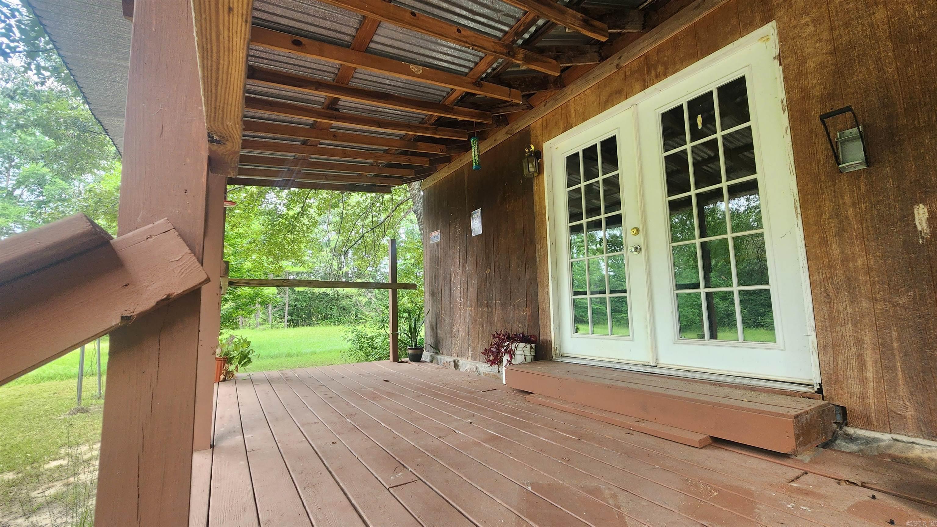 91 Michael Lane Property Photo 34
