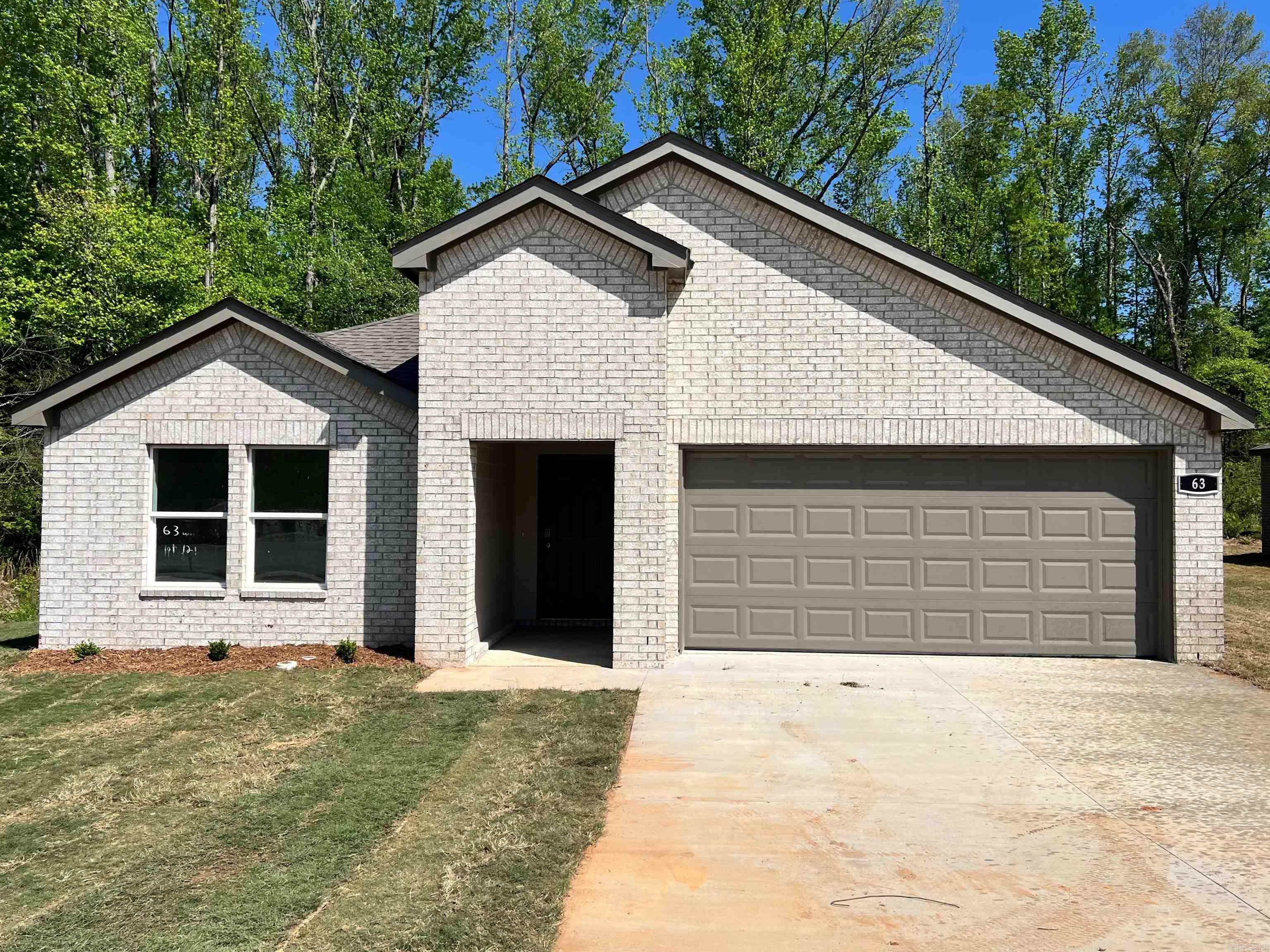 53 Wolfsbridge Loop Property Photo 1