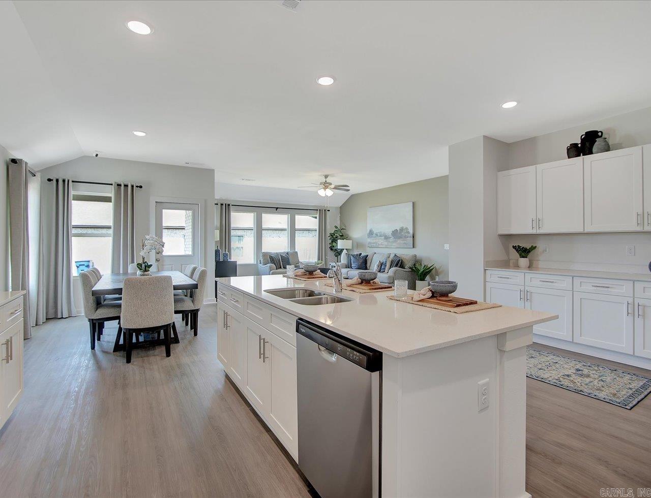 53 Wolfsbridge Loop Property Photo 9