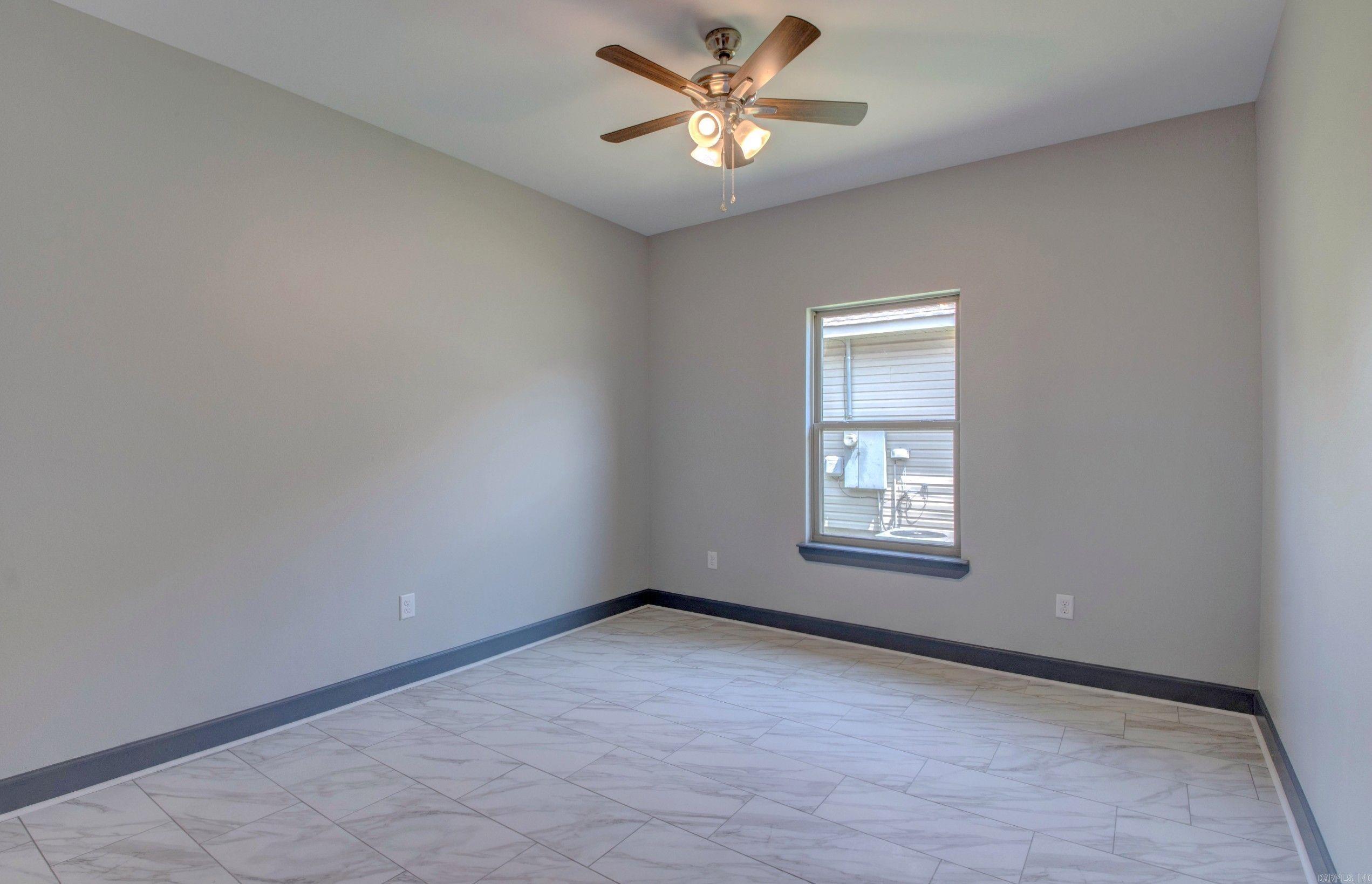 14 Oxford Run Court Property Photo 24