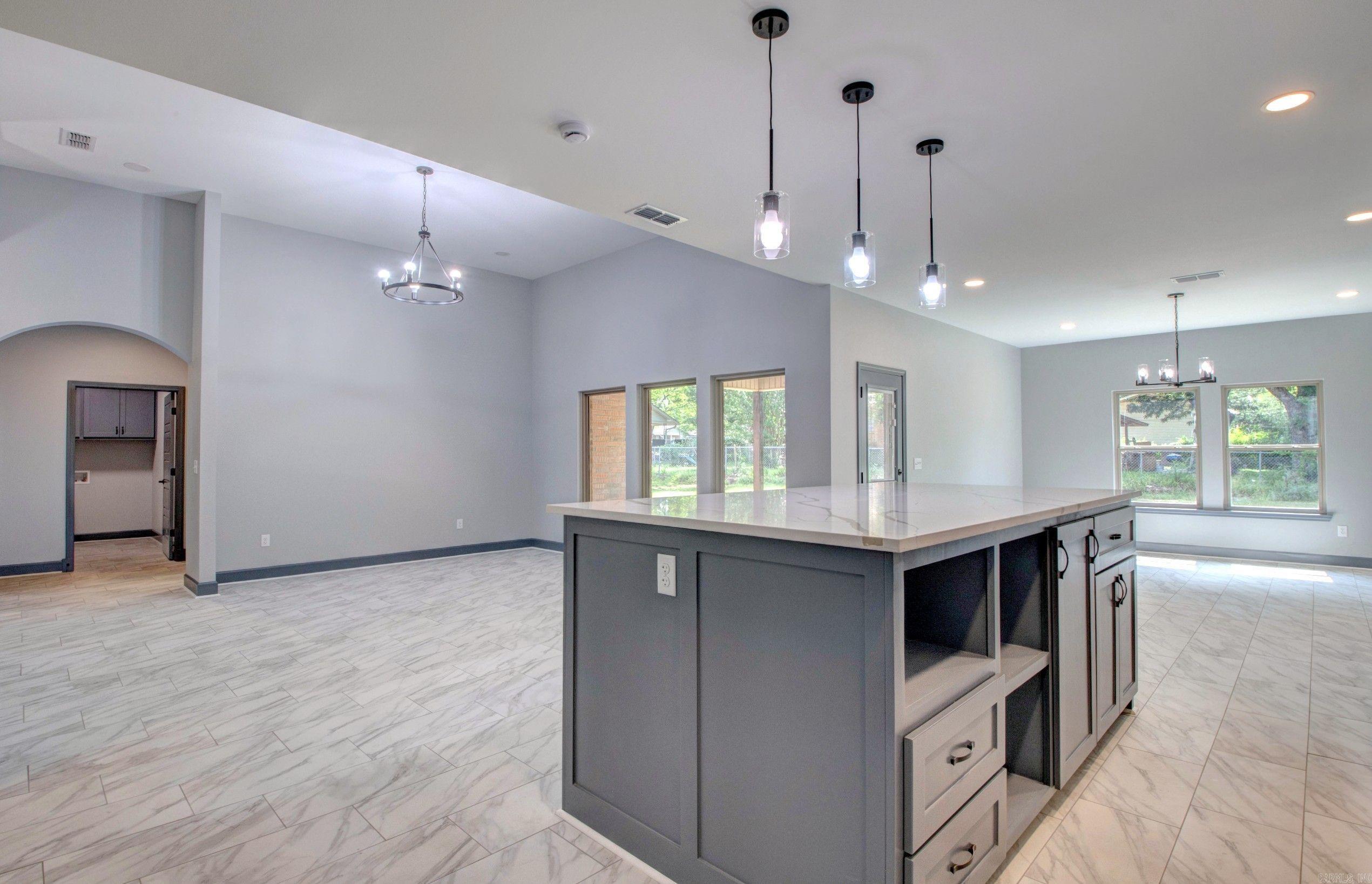 19 Oxford Run Court Property Photo 15