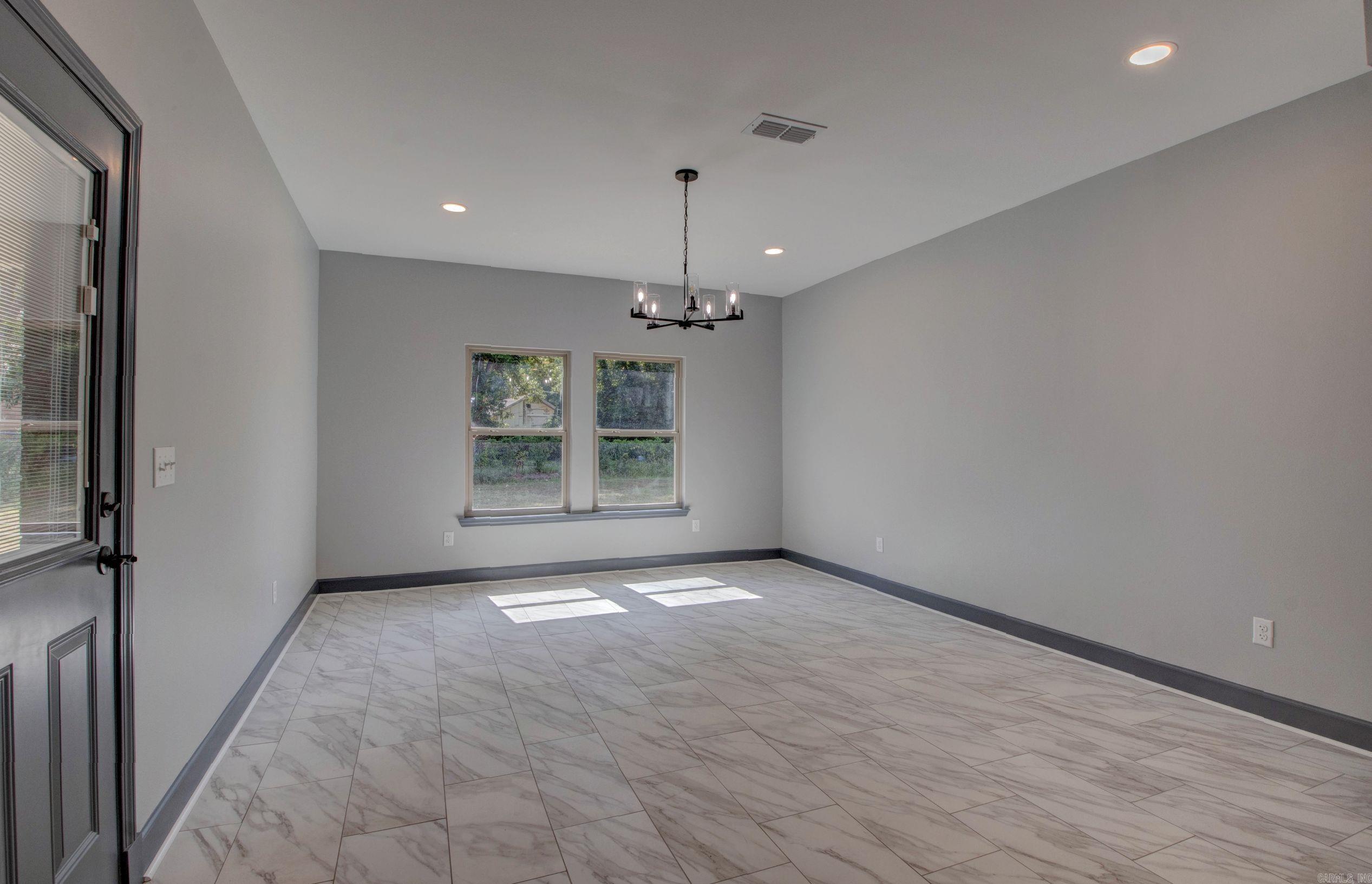 19 Oxford Run Court Property Photo 19