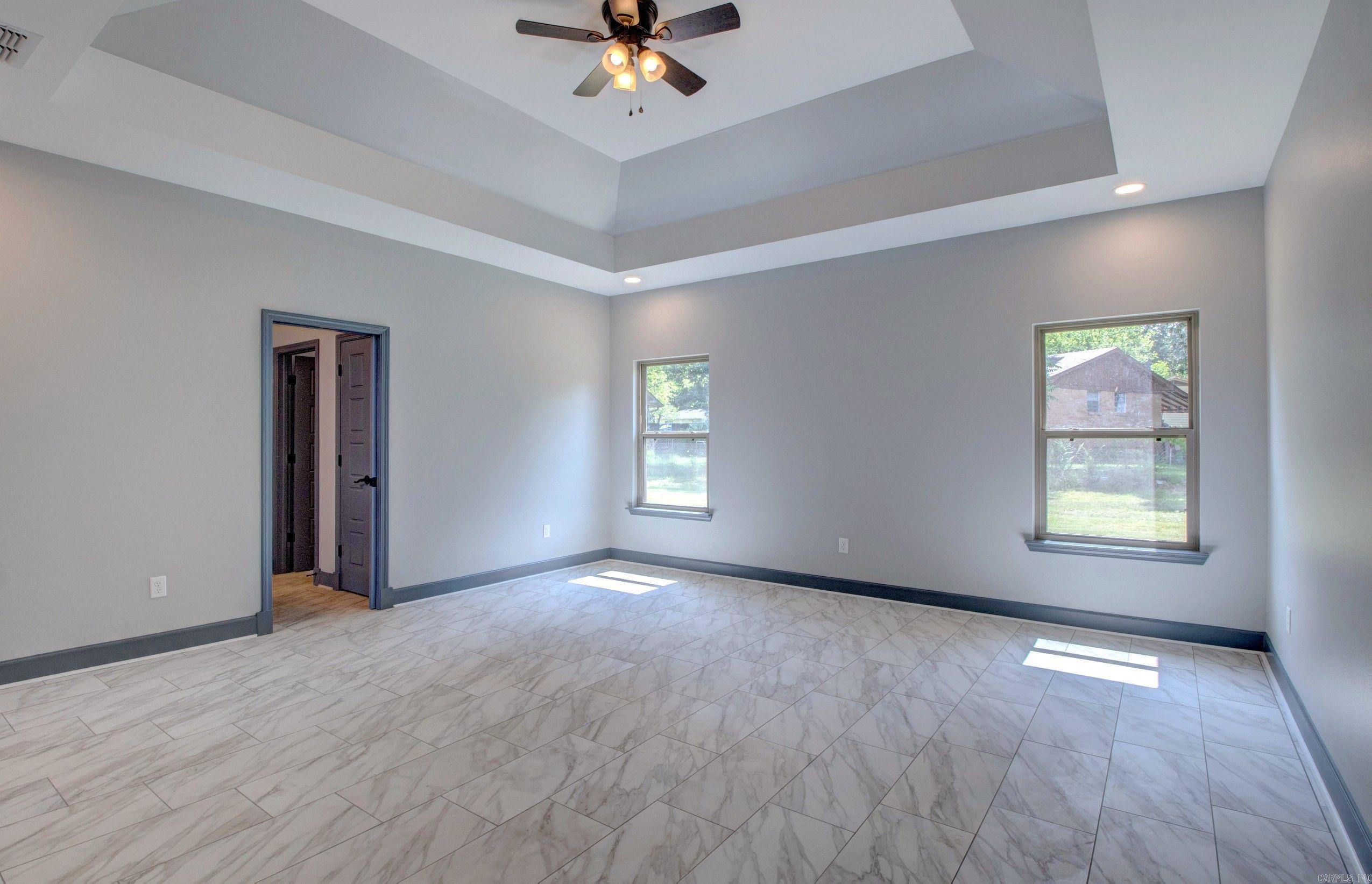 19 Oxford Run Court Property Photo 22
