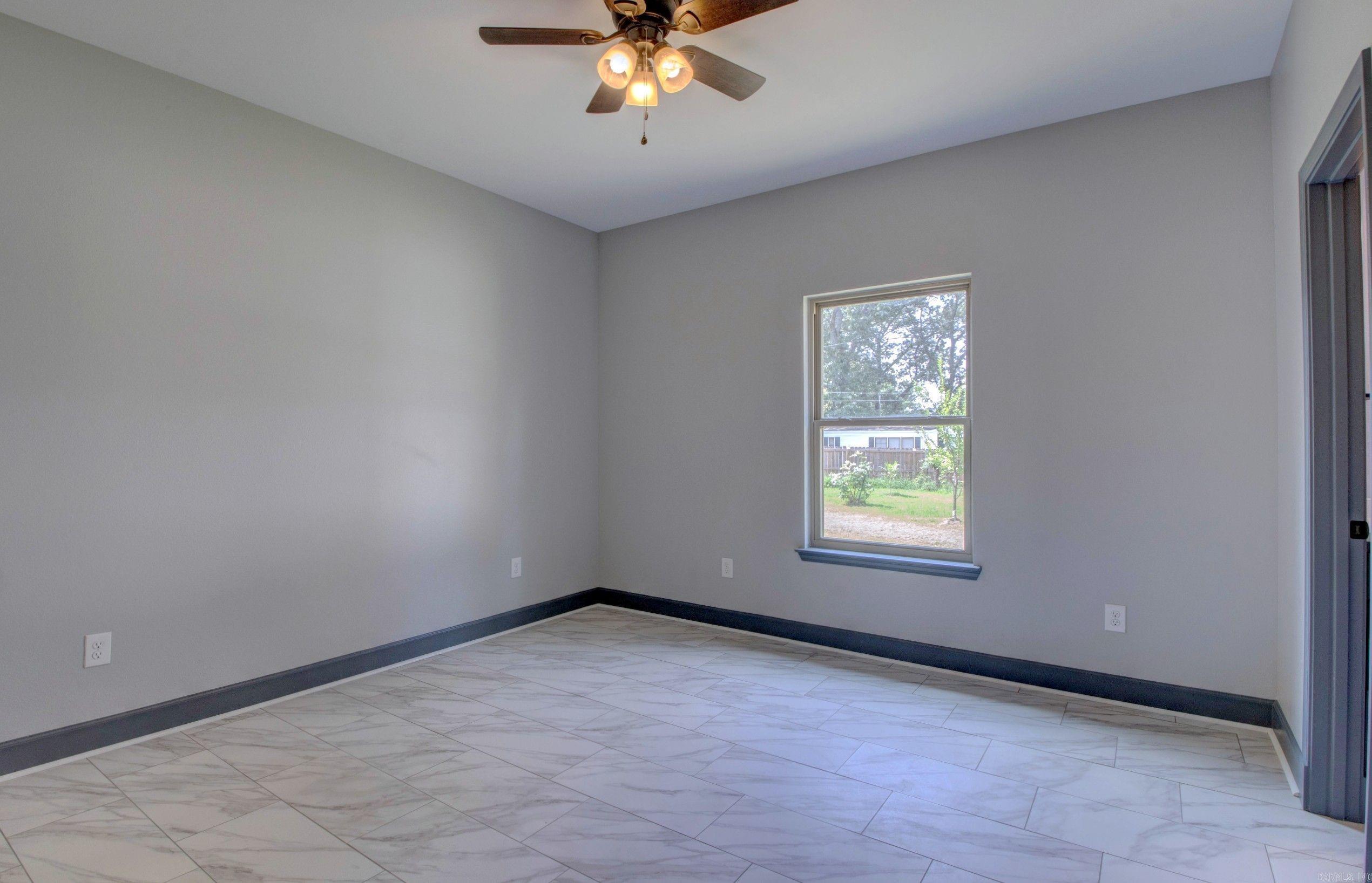 19 Oxford Run Court Property Photo 34
