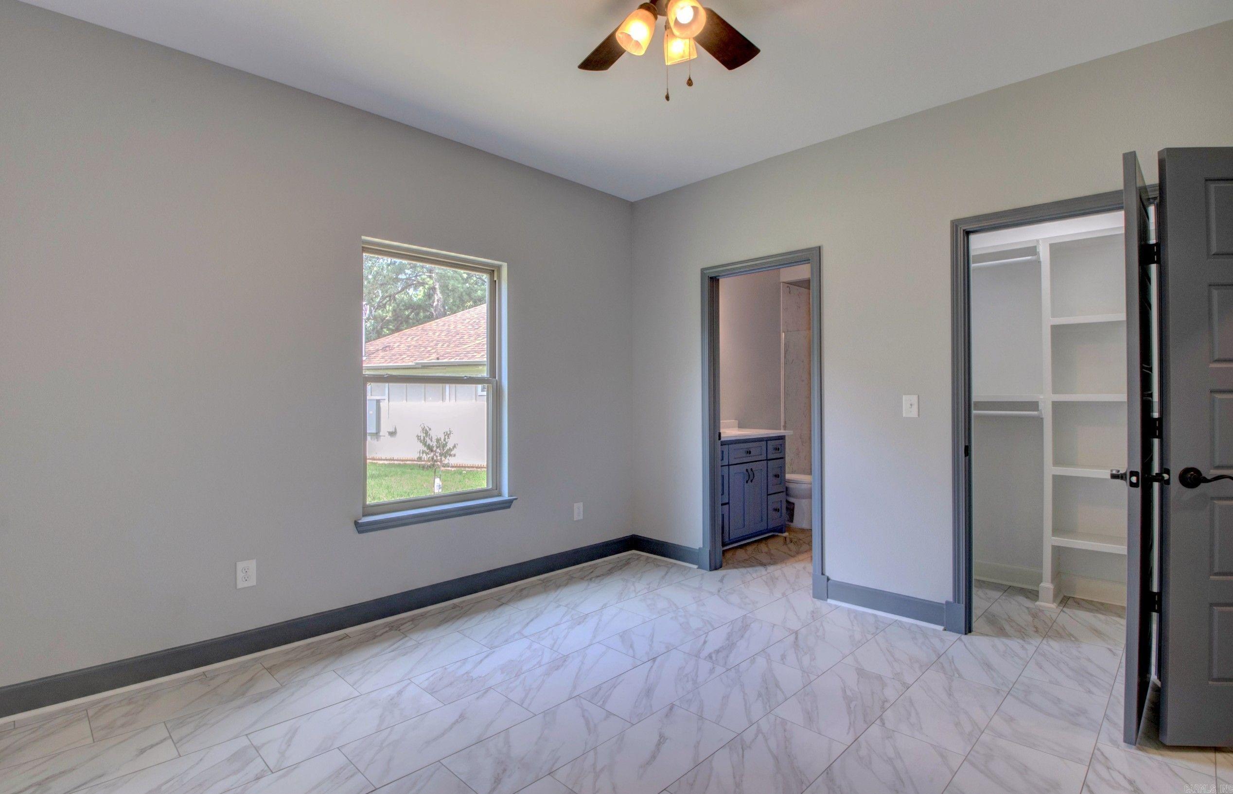 19 Oxford Run Court Property Photo 35