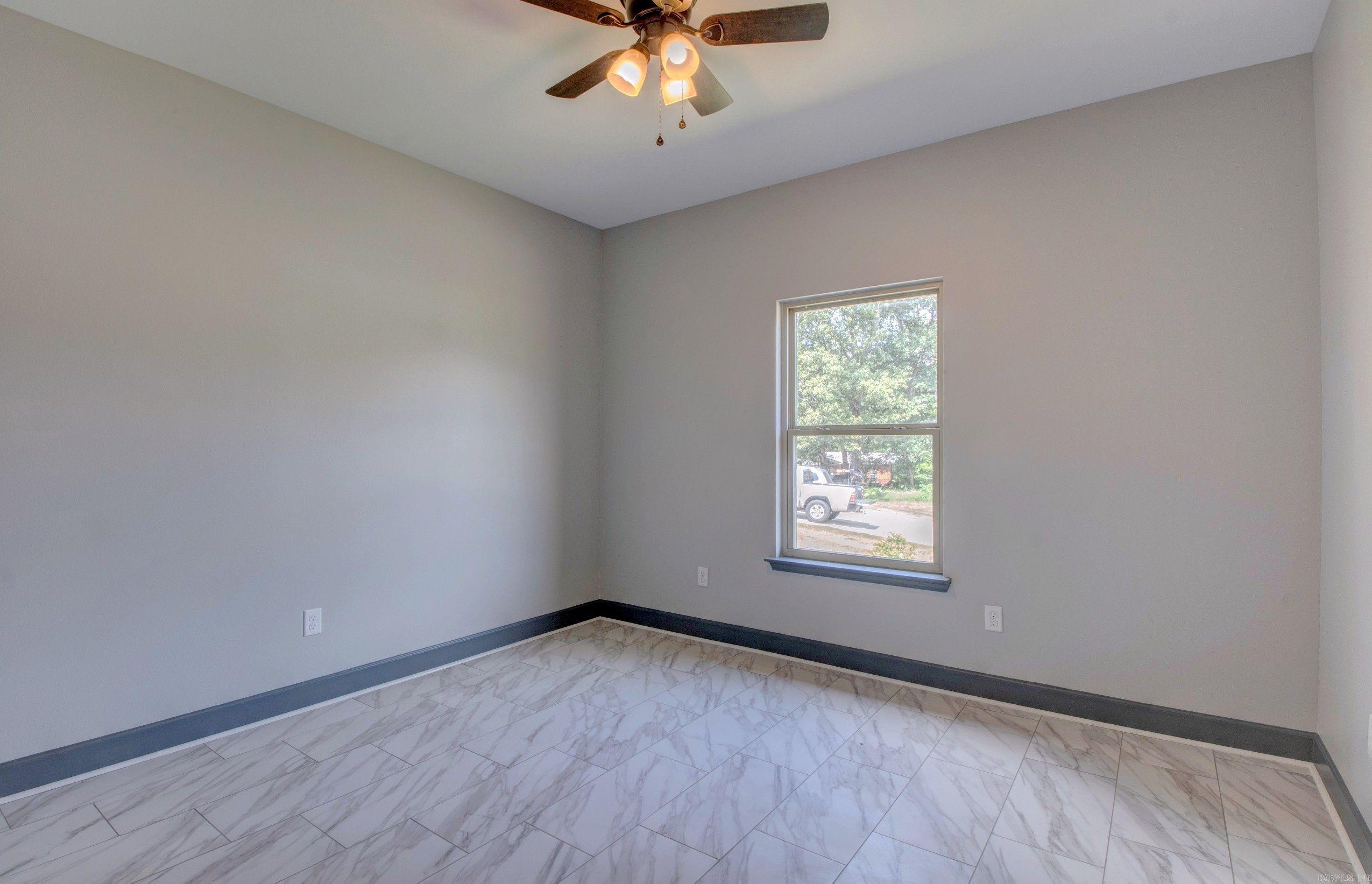19 Oxford Run Court Property Photo 39