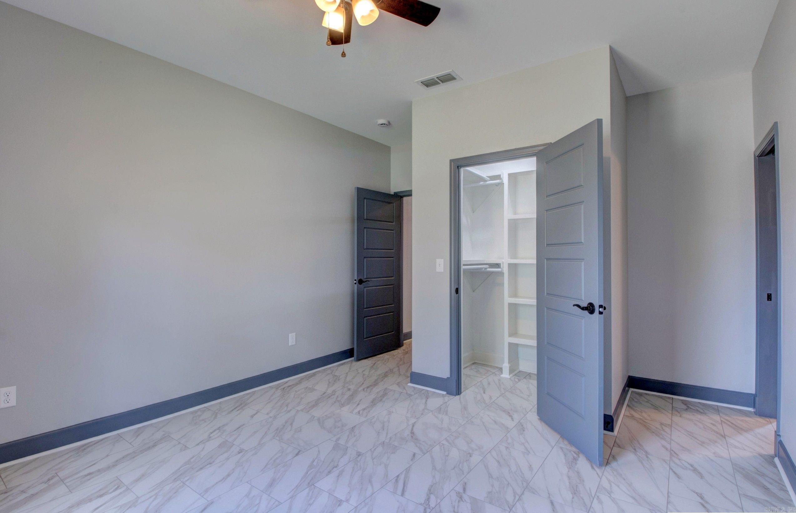 19 Oxford Run Court Property Photo 41