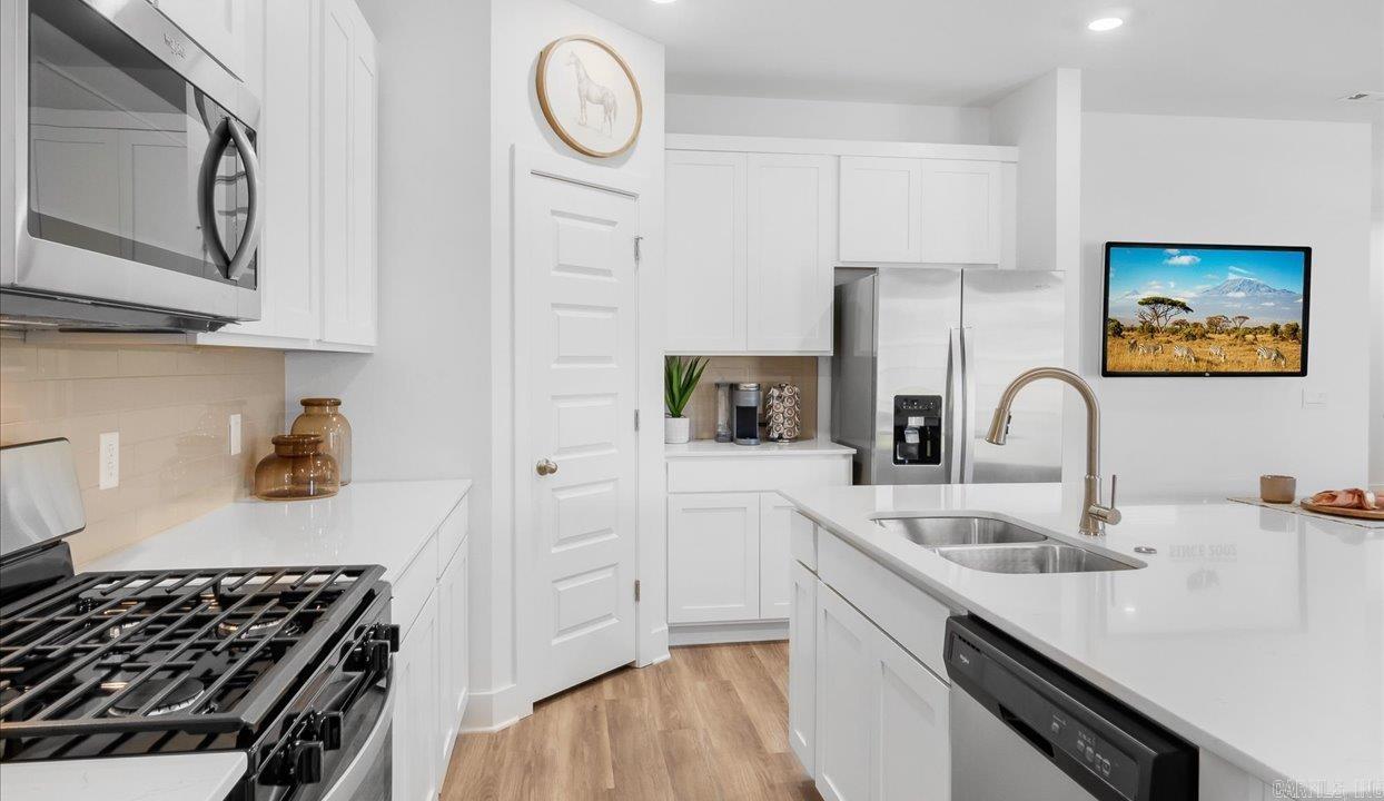 90 Wolfsbridge Loop Property Photo 9
