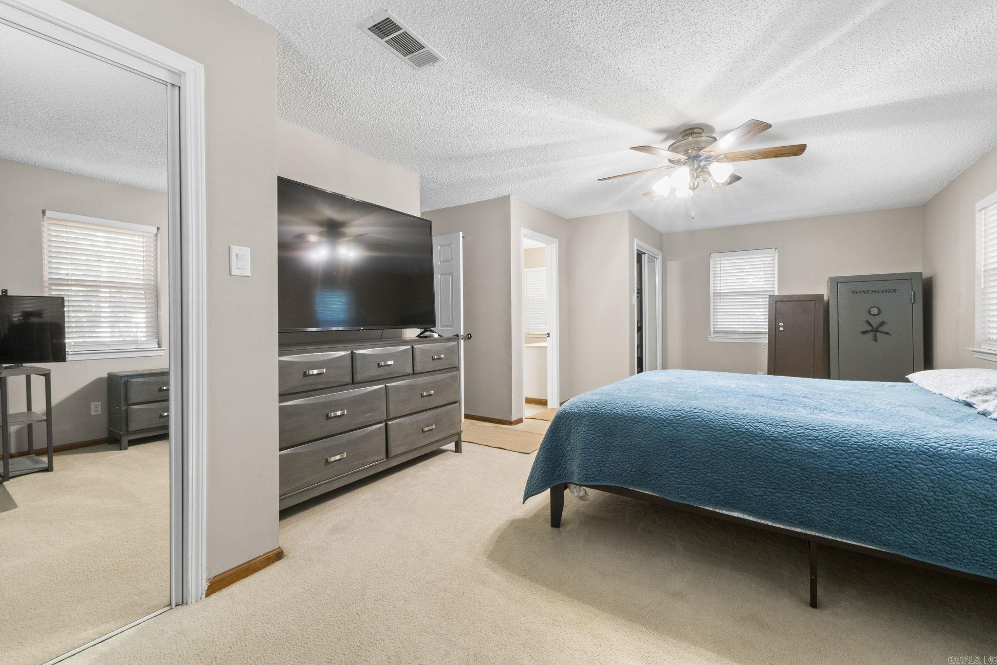 8604 Yellow Oak Drive Property Photo 25