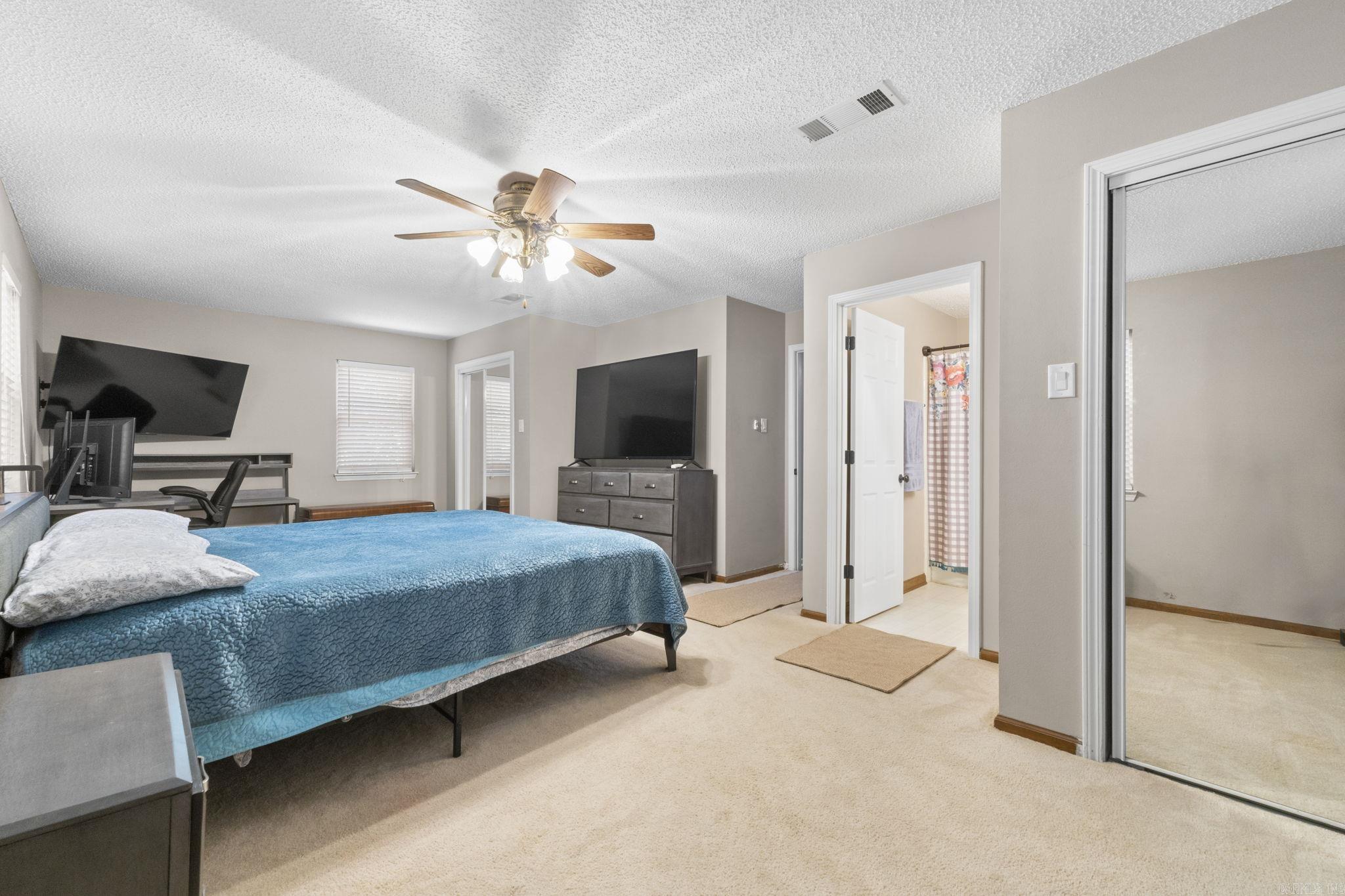 8604 Yellow Oak Drive Property Photo 26