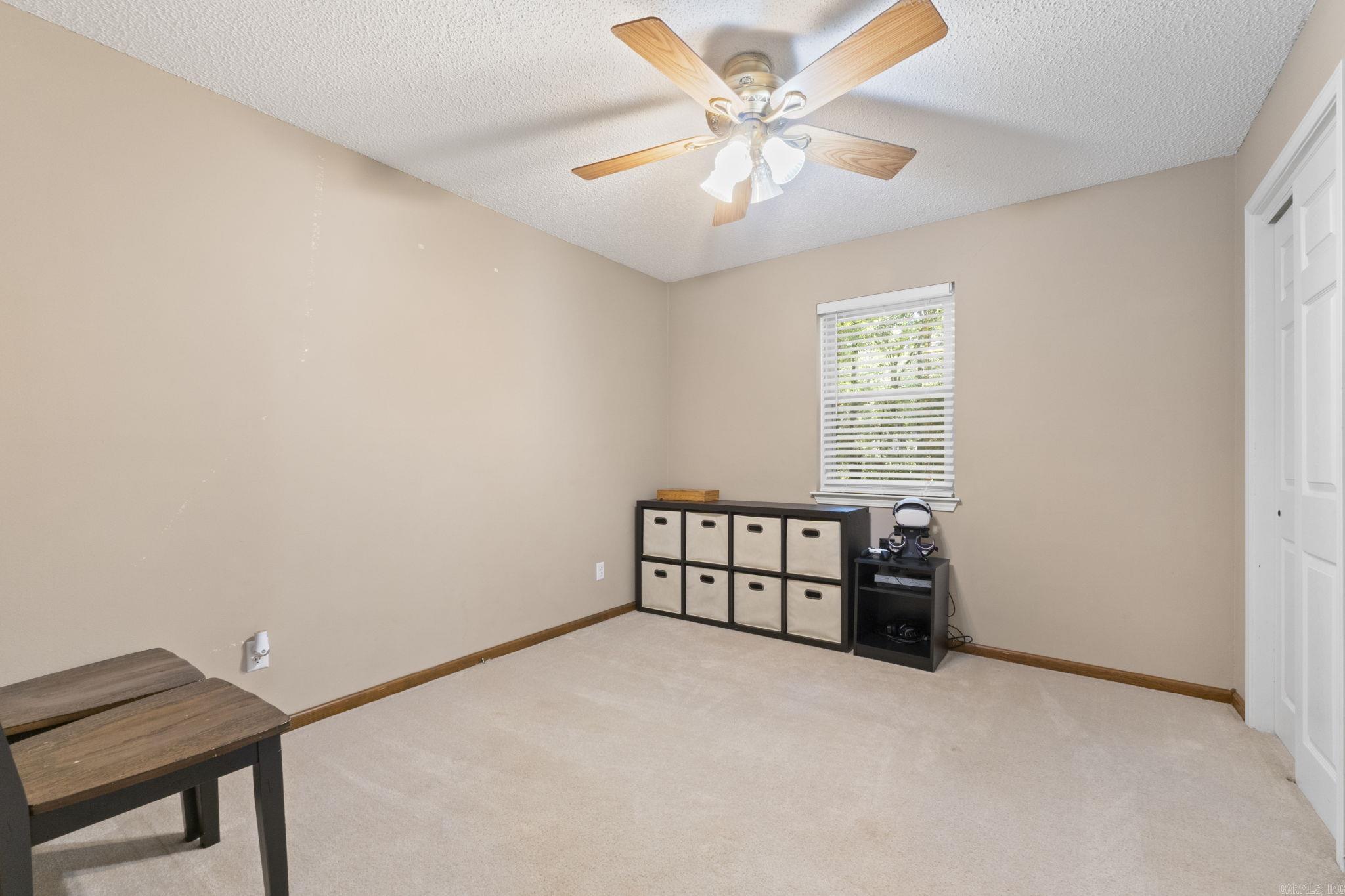 8604 Yellow Oak Drive Property Photo 29