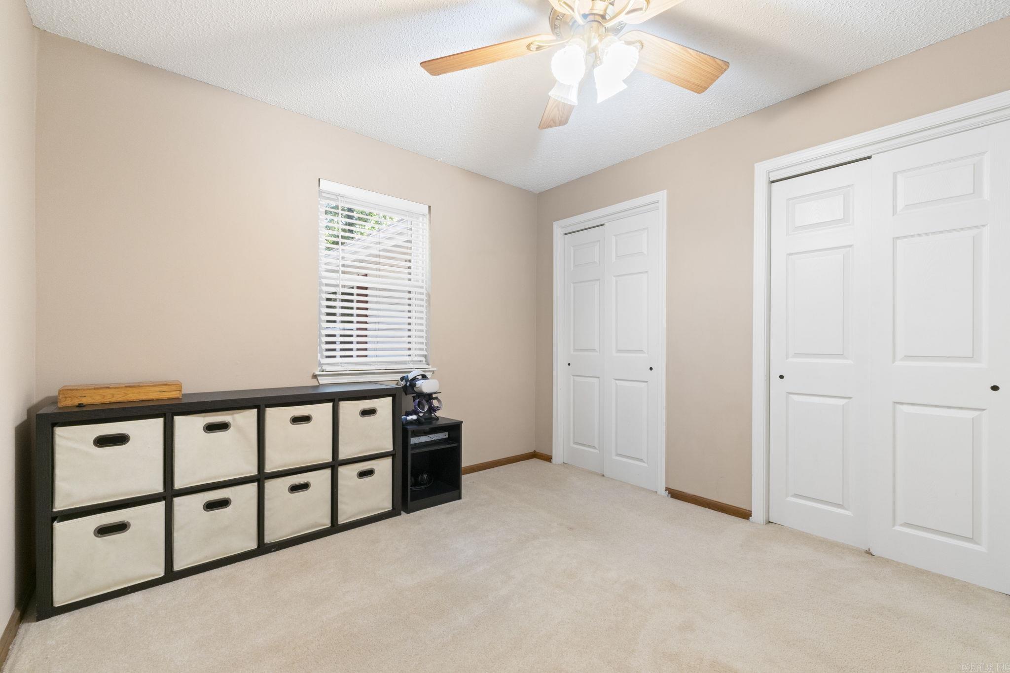 8604 Yellow Oak Drive Property Photo 30