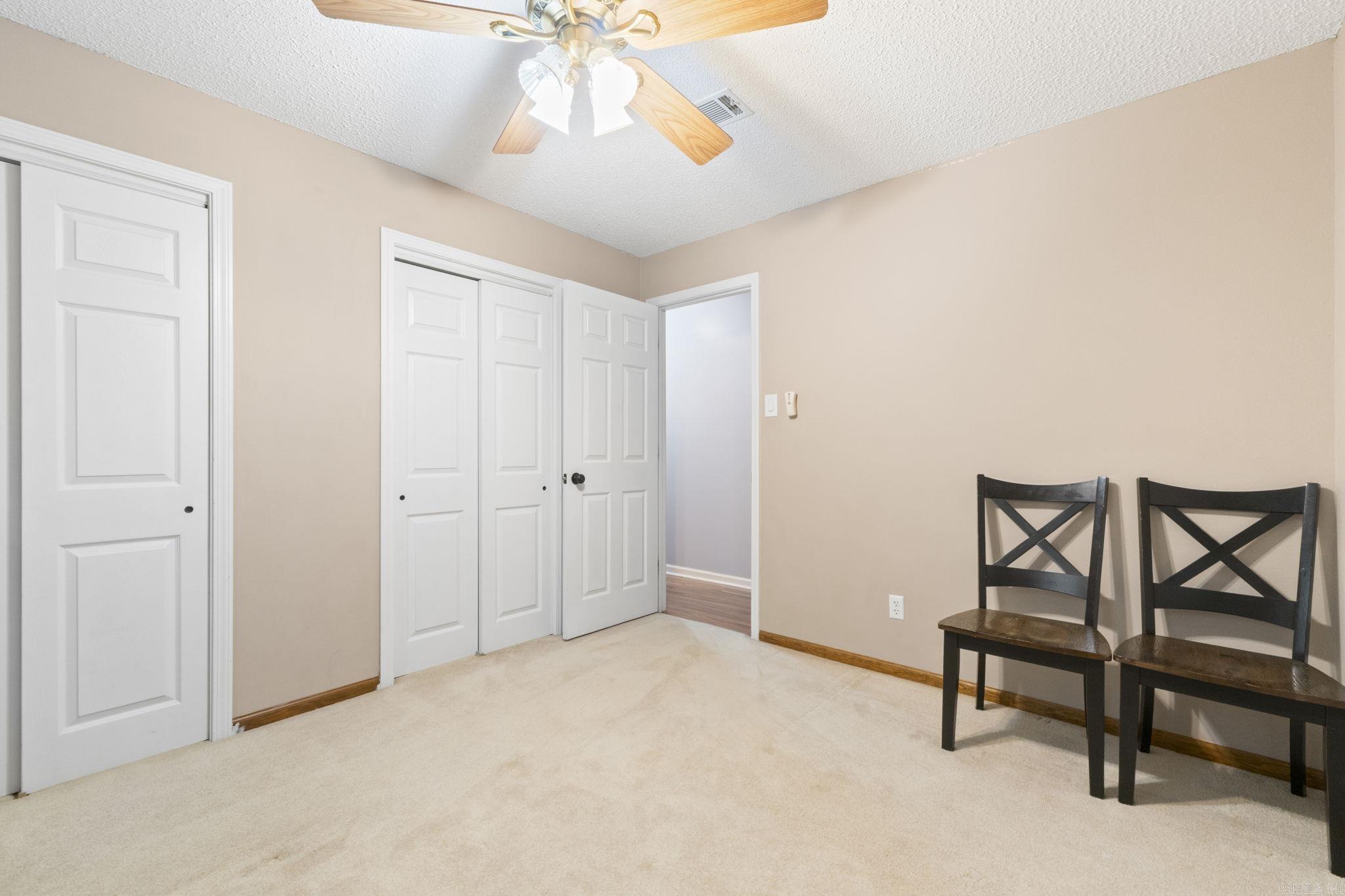 8604 Yellow Oak Drive Property Photo 31