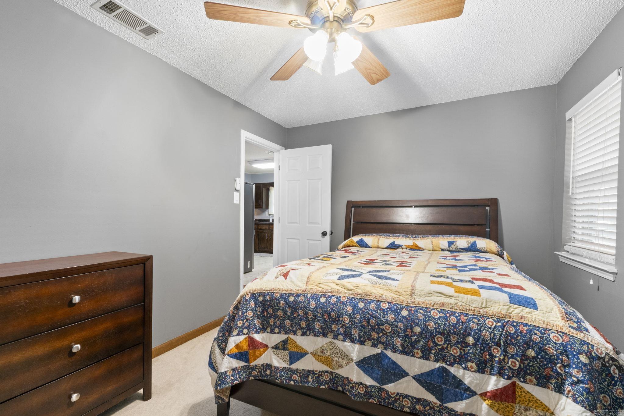 8604 Yellow Oak Drive Property Photo 36