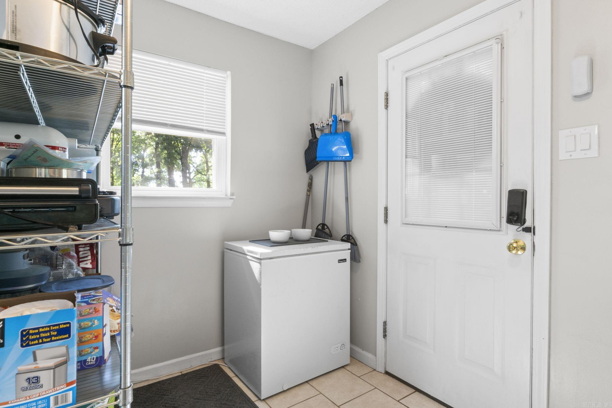 8604 Yellow Oak Drive Property Photo 39
