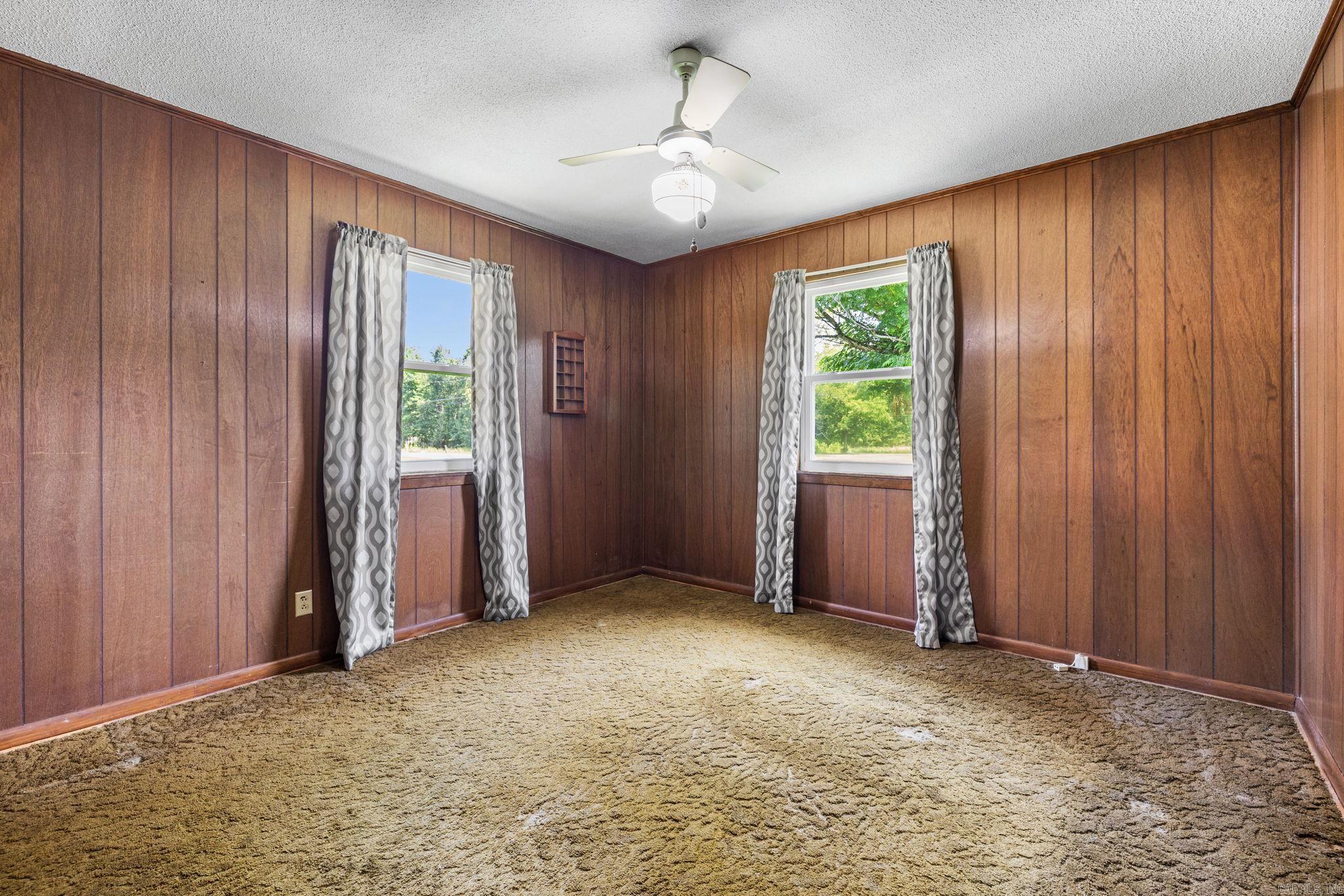 190 Markham Property Photo 23