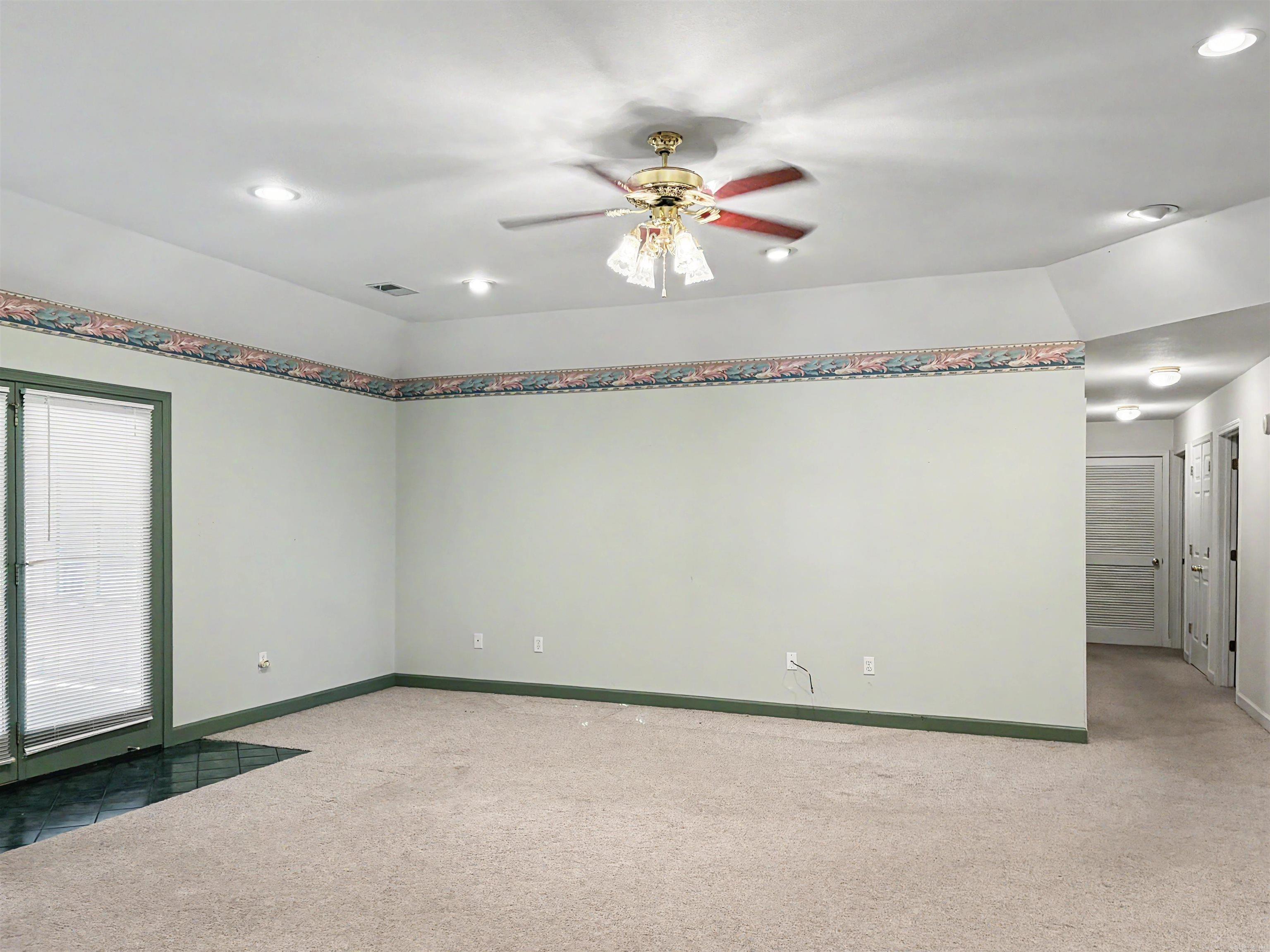 5469 Highway 1 South Property Photo 4