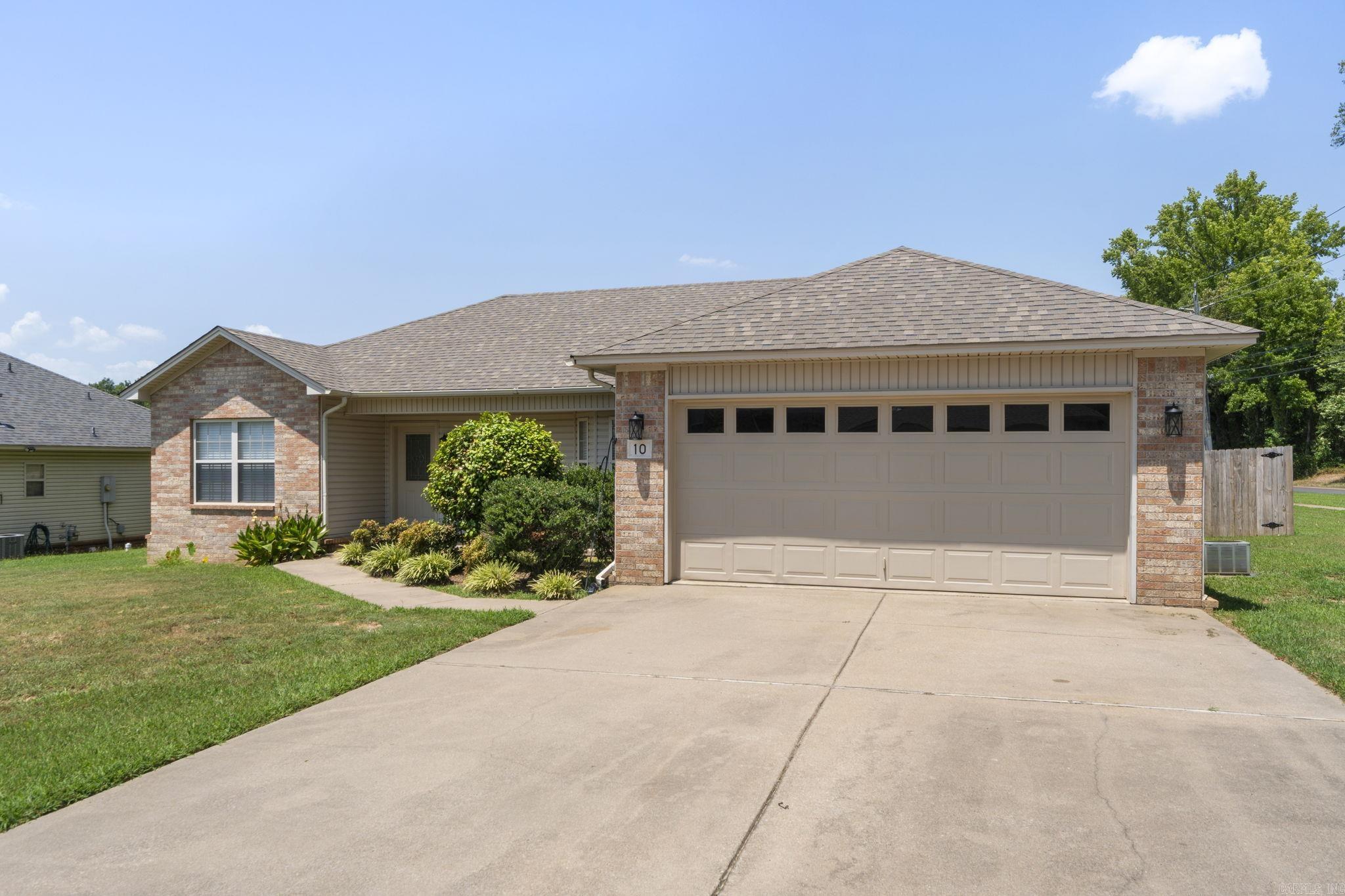 10 Corvette Drive Property Photo 3