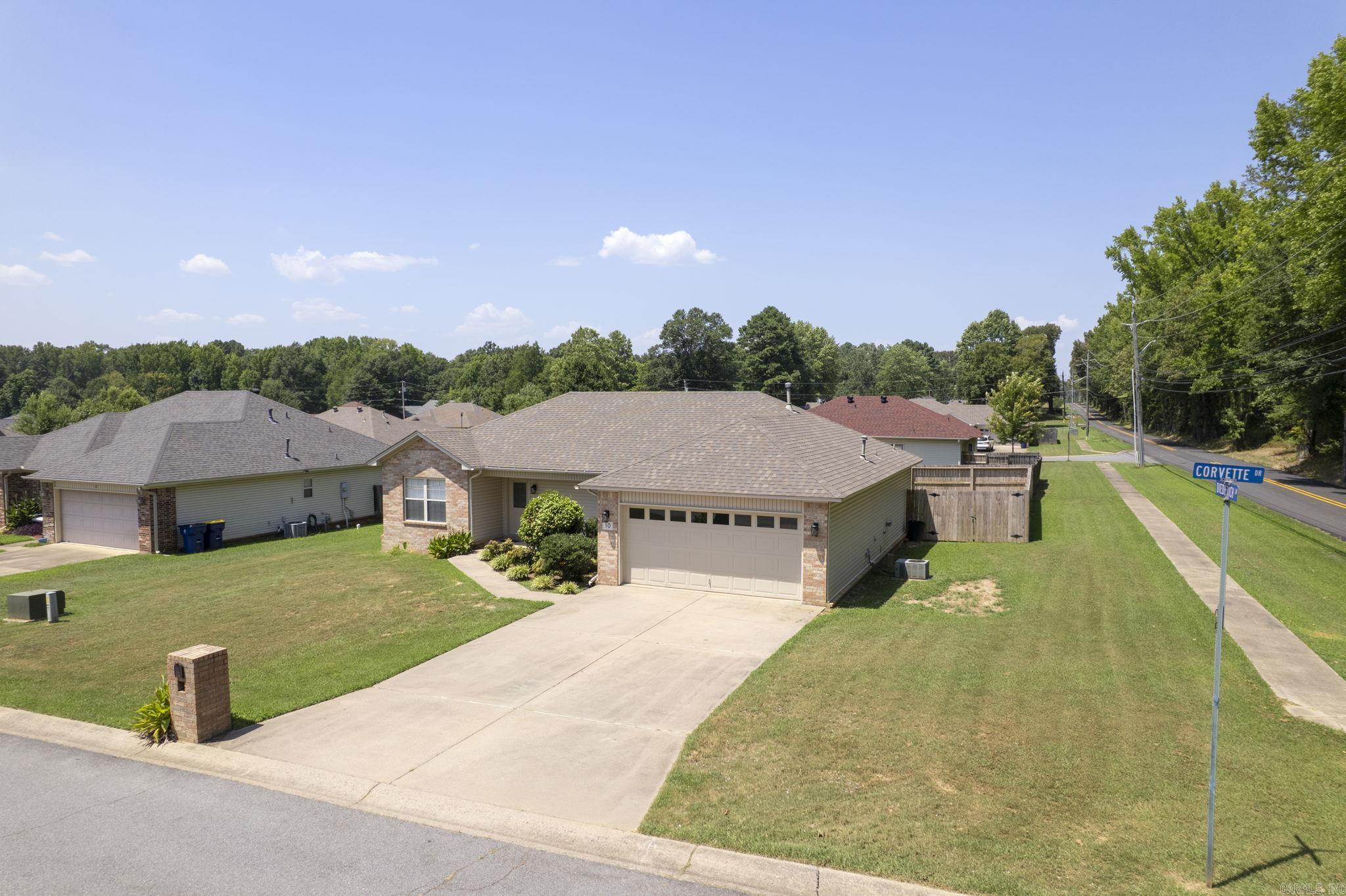 10 Corvette Drive Property Photo 4