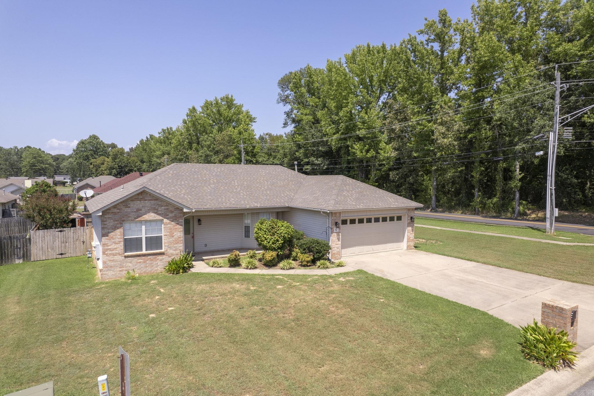 10 Corvette Drive Property Photo 5