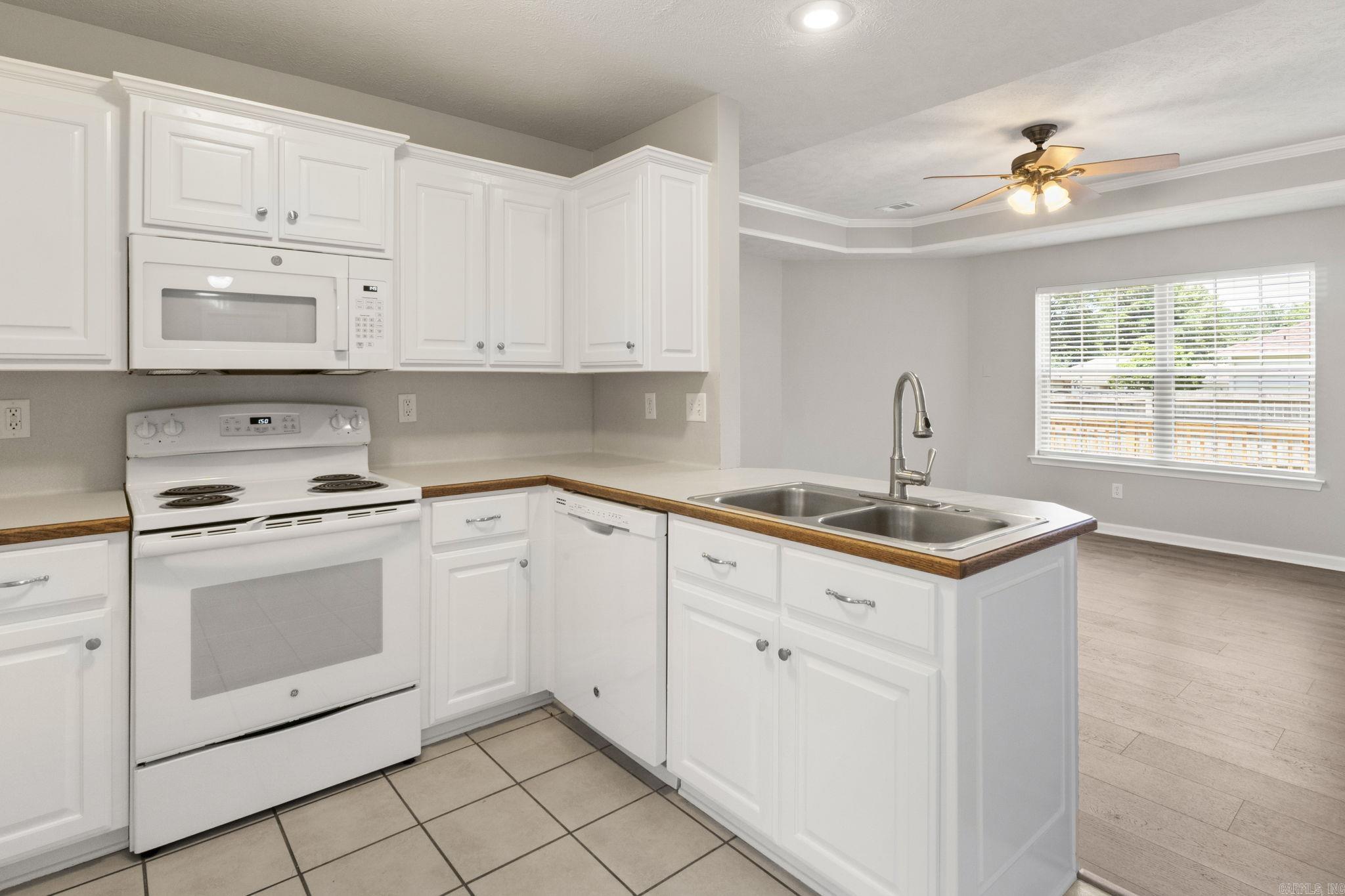 10 Corvette Drive Property Photo 15
