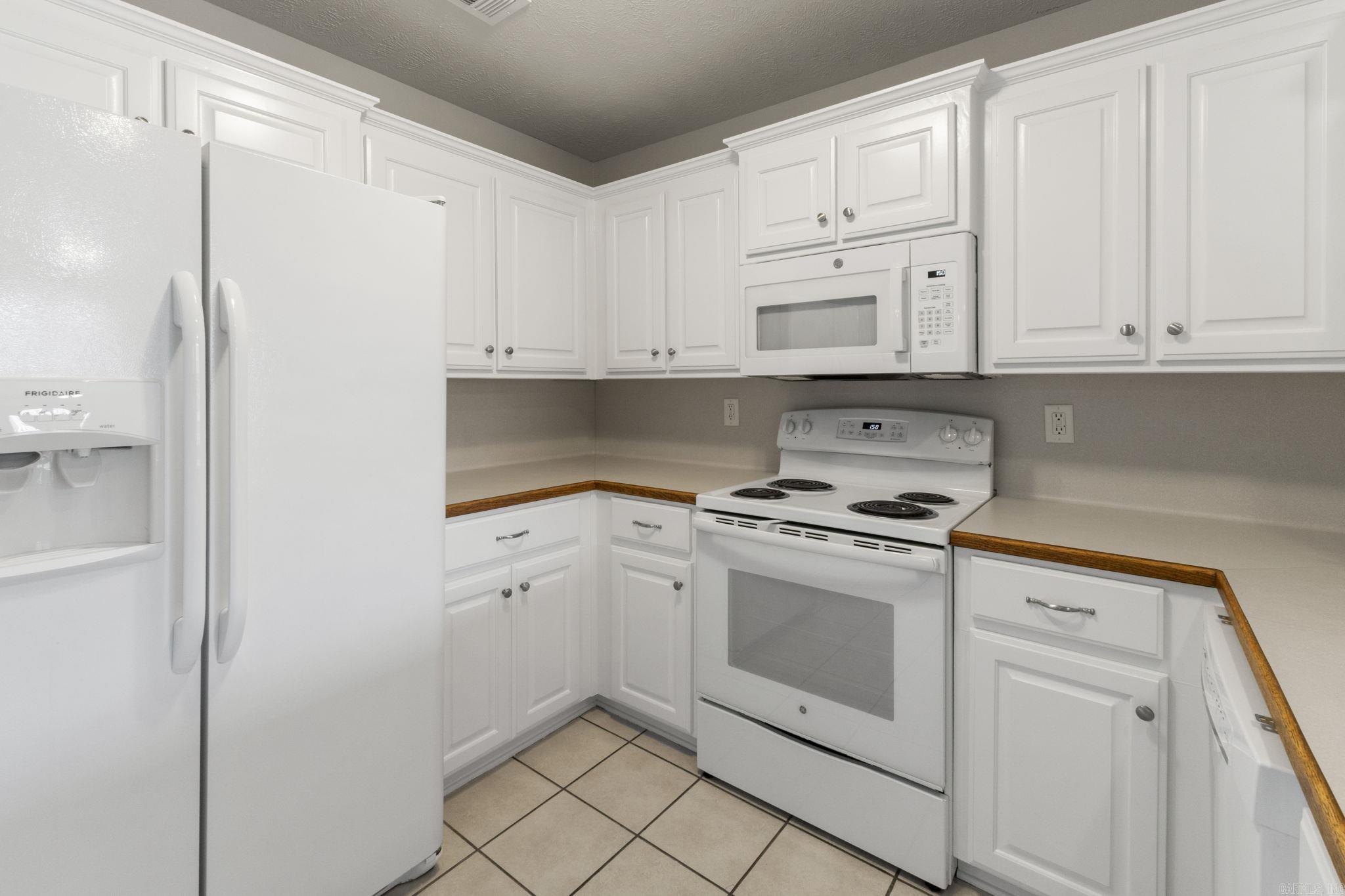 10 Corvette Drive Property Photo 16