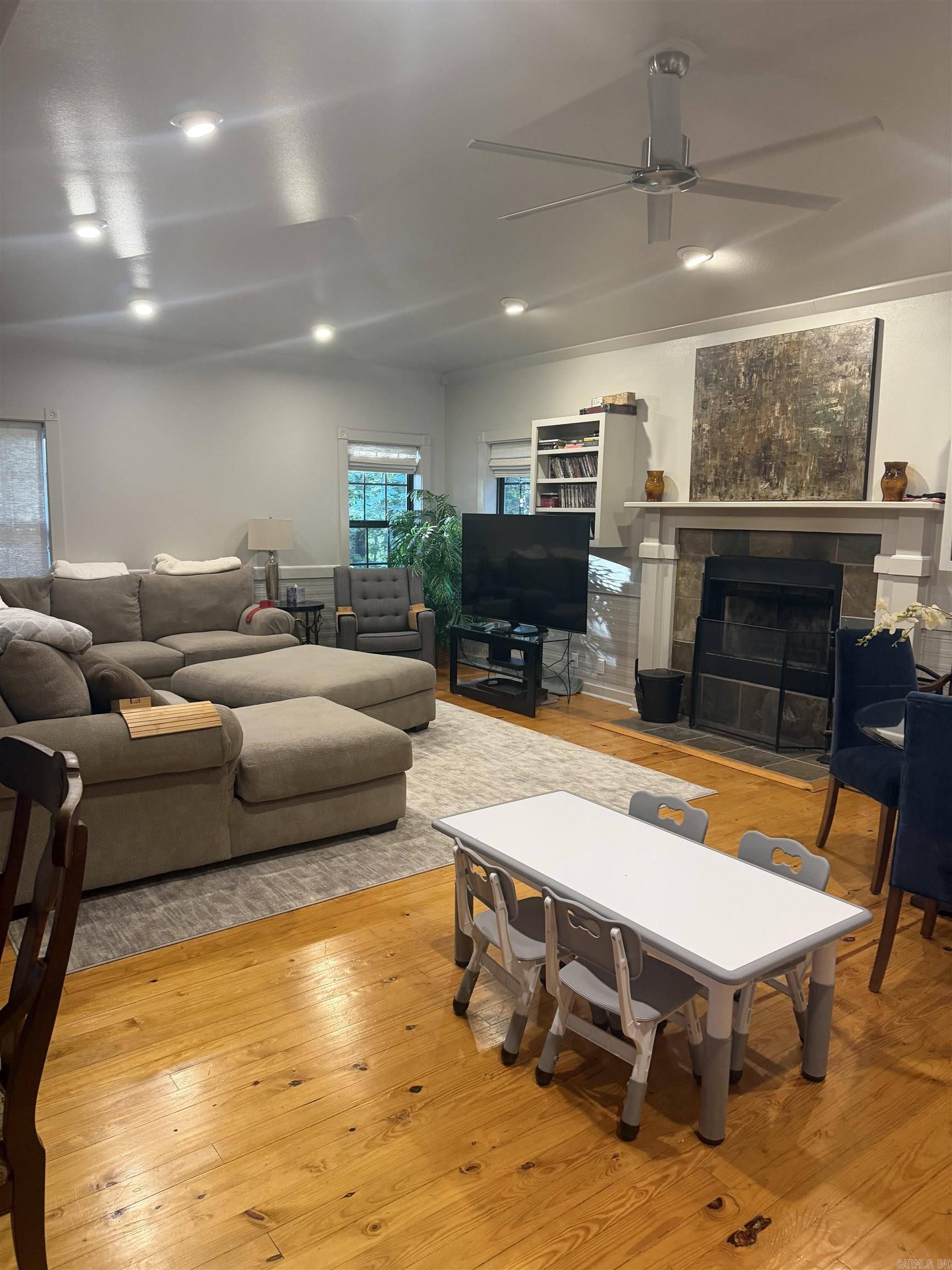 916 Sugar Maple Drive Property Photo 16