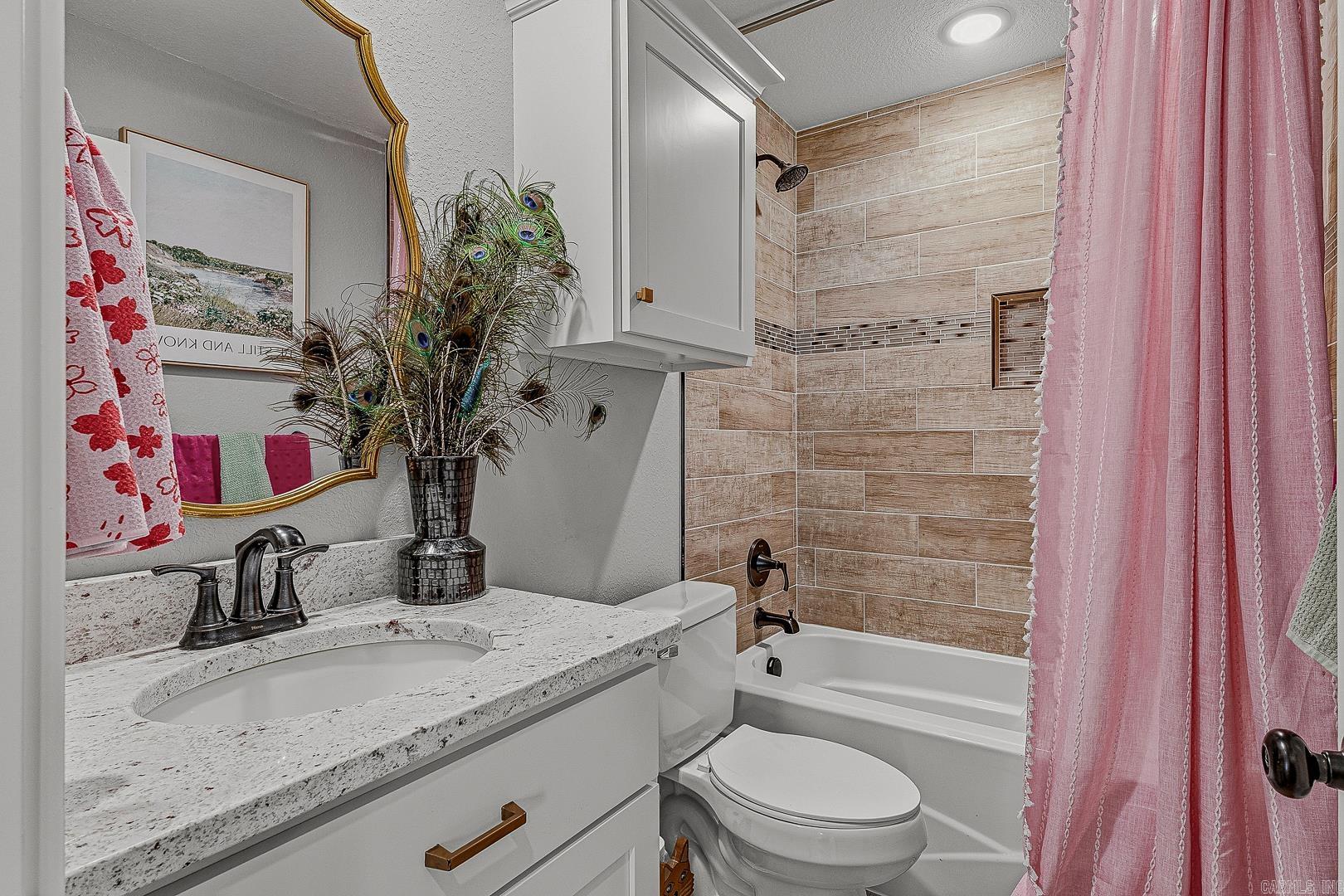 137 Redwood Drive Property Photo 11