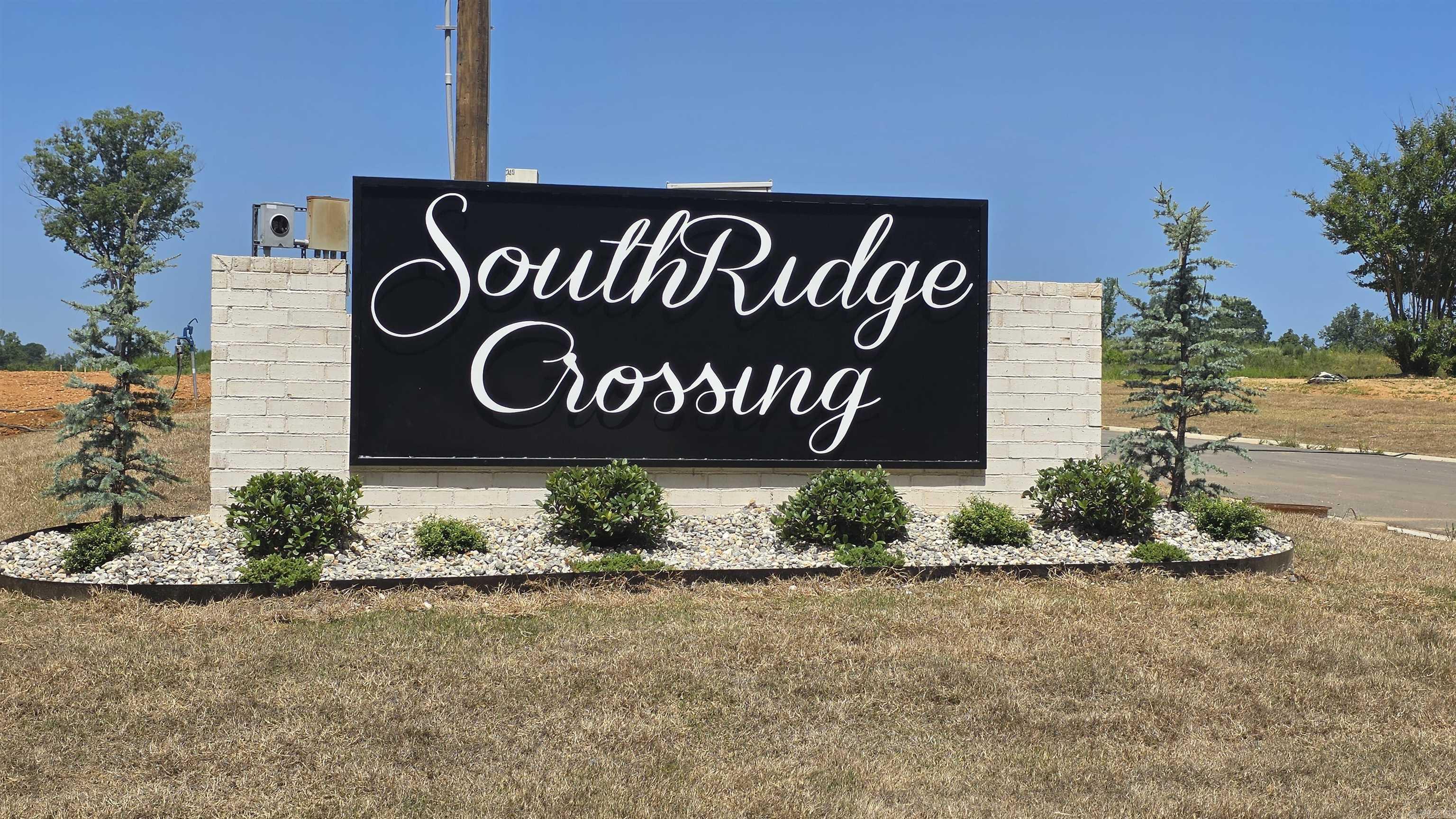 104 Southridge Boulevard Property Photo 1