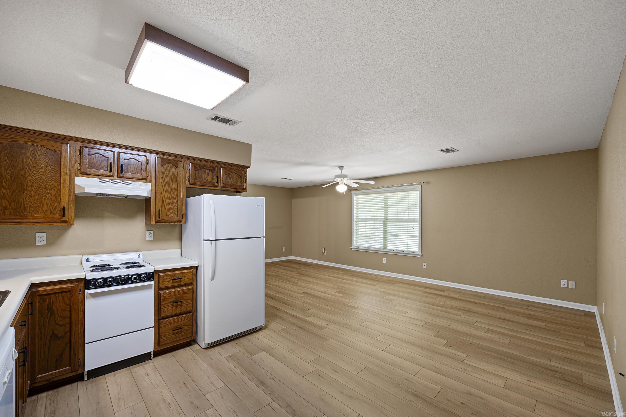 153 Channel Circle Property Photo 27