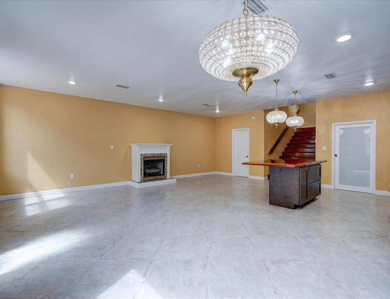 121 Exchange Street Property Photo 8