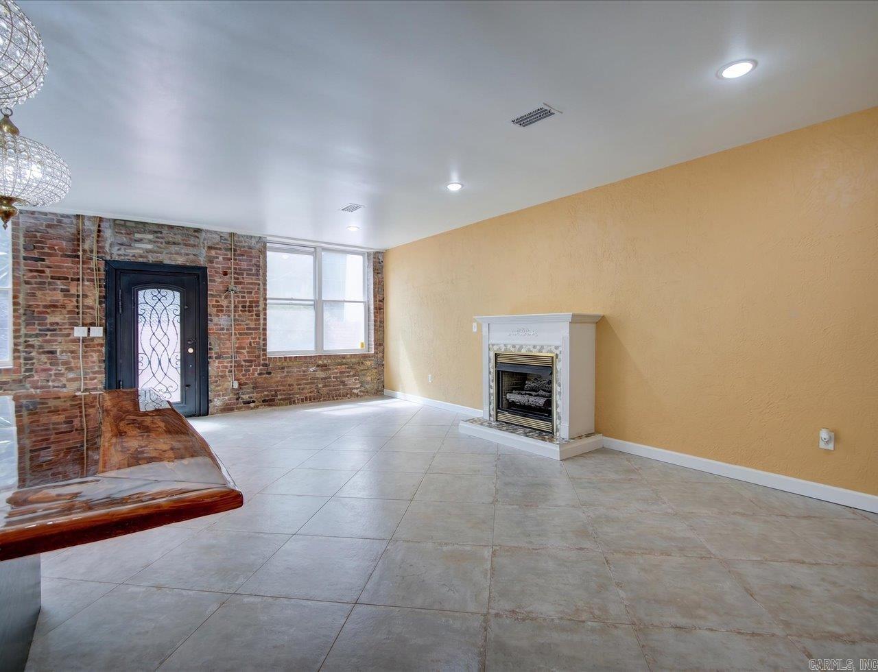 121 Exchange Street Property Photo 10
