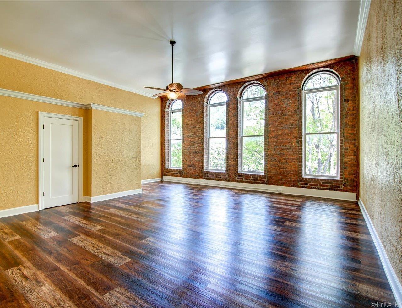 121 Exchange Street Property Photo 34