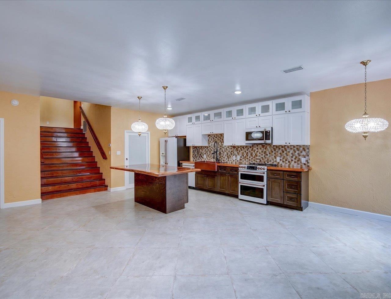 121 Exchange Street Property Photo 17