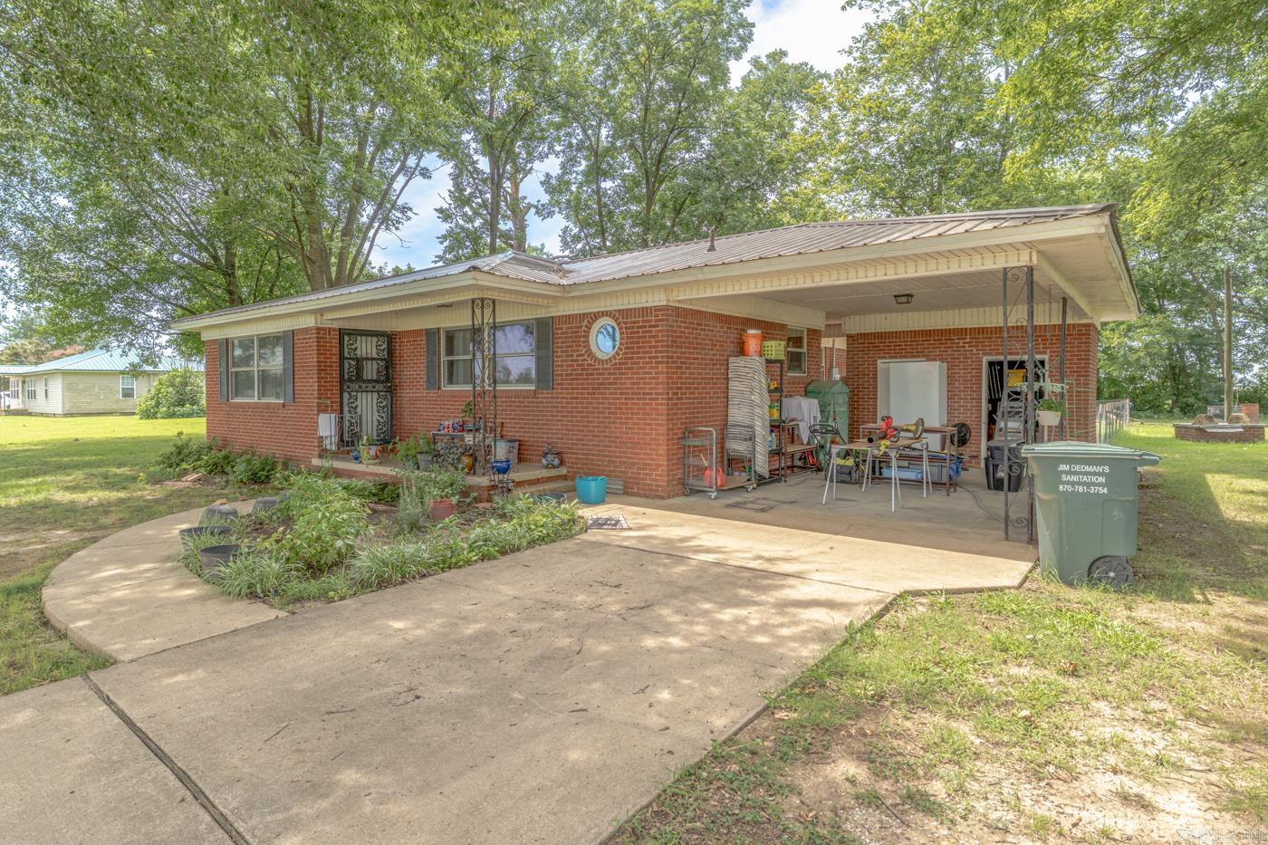 12947 Maple Grove Lane Property Photo 2